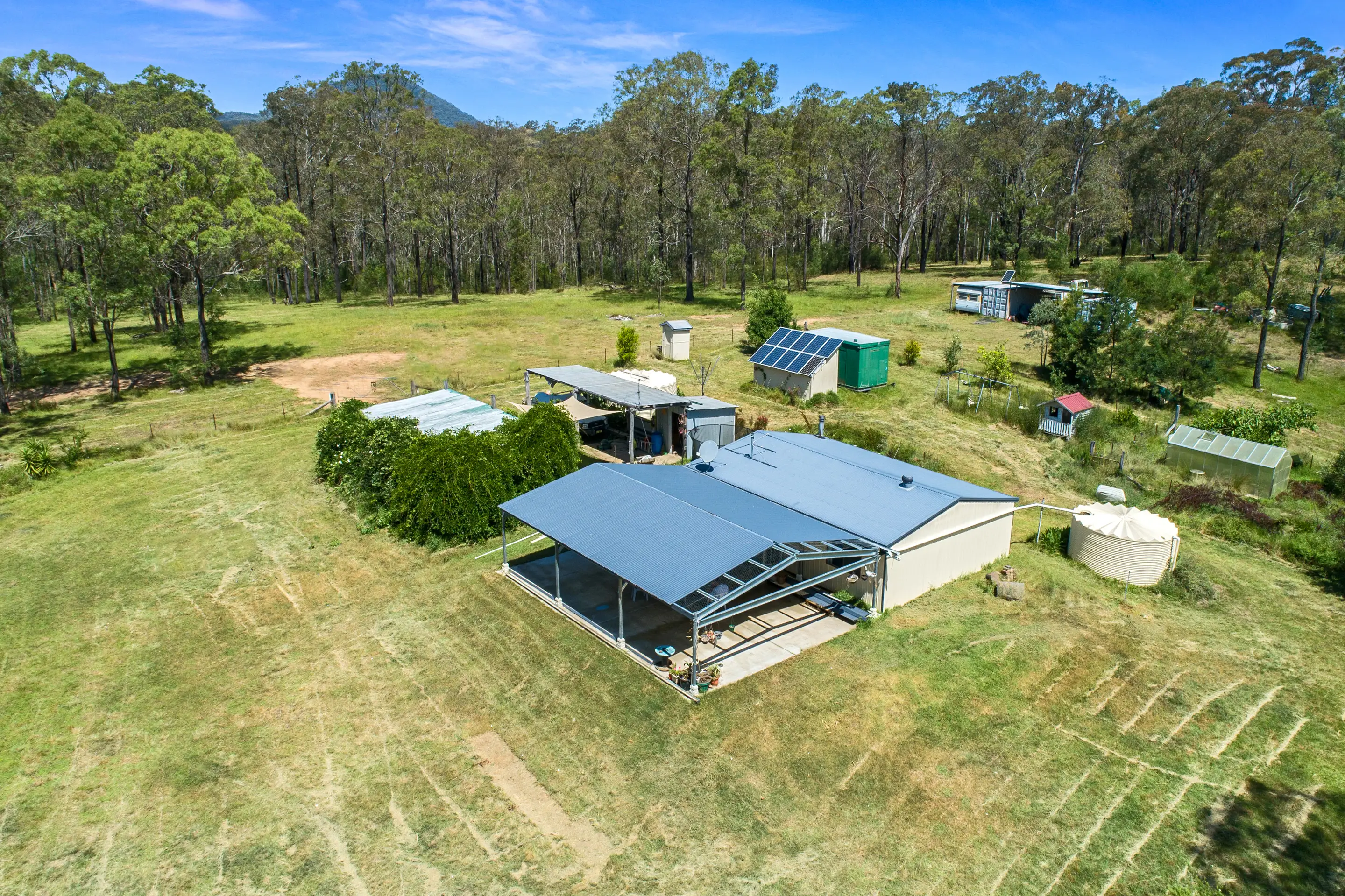 124 Halton Close, Howes Valley Sold by Cutcliffe Properties - image 3