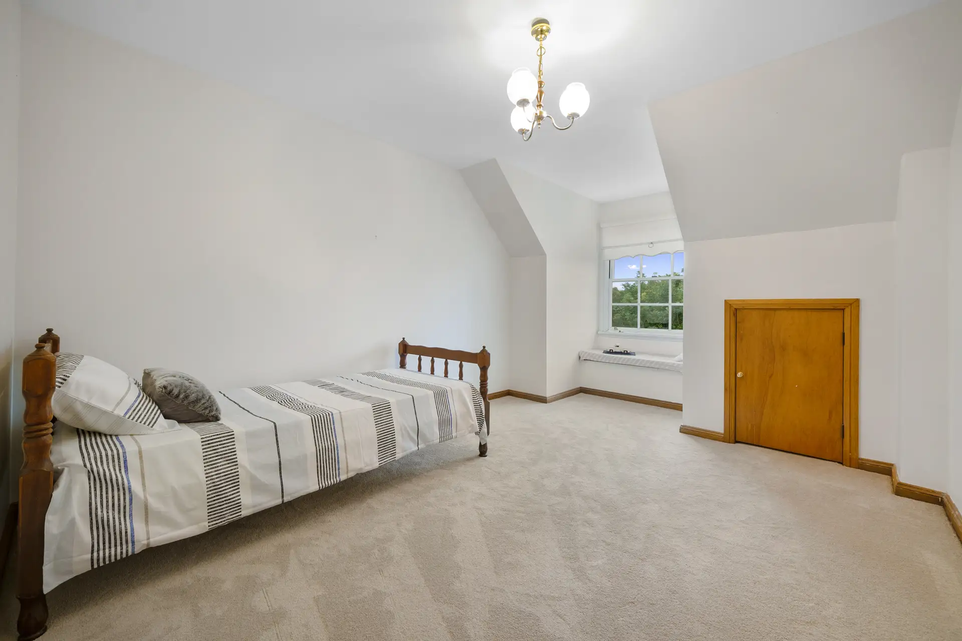 112 Slopes Road, North Richmond Sold by Cutcliffe Properties - image 1