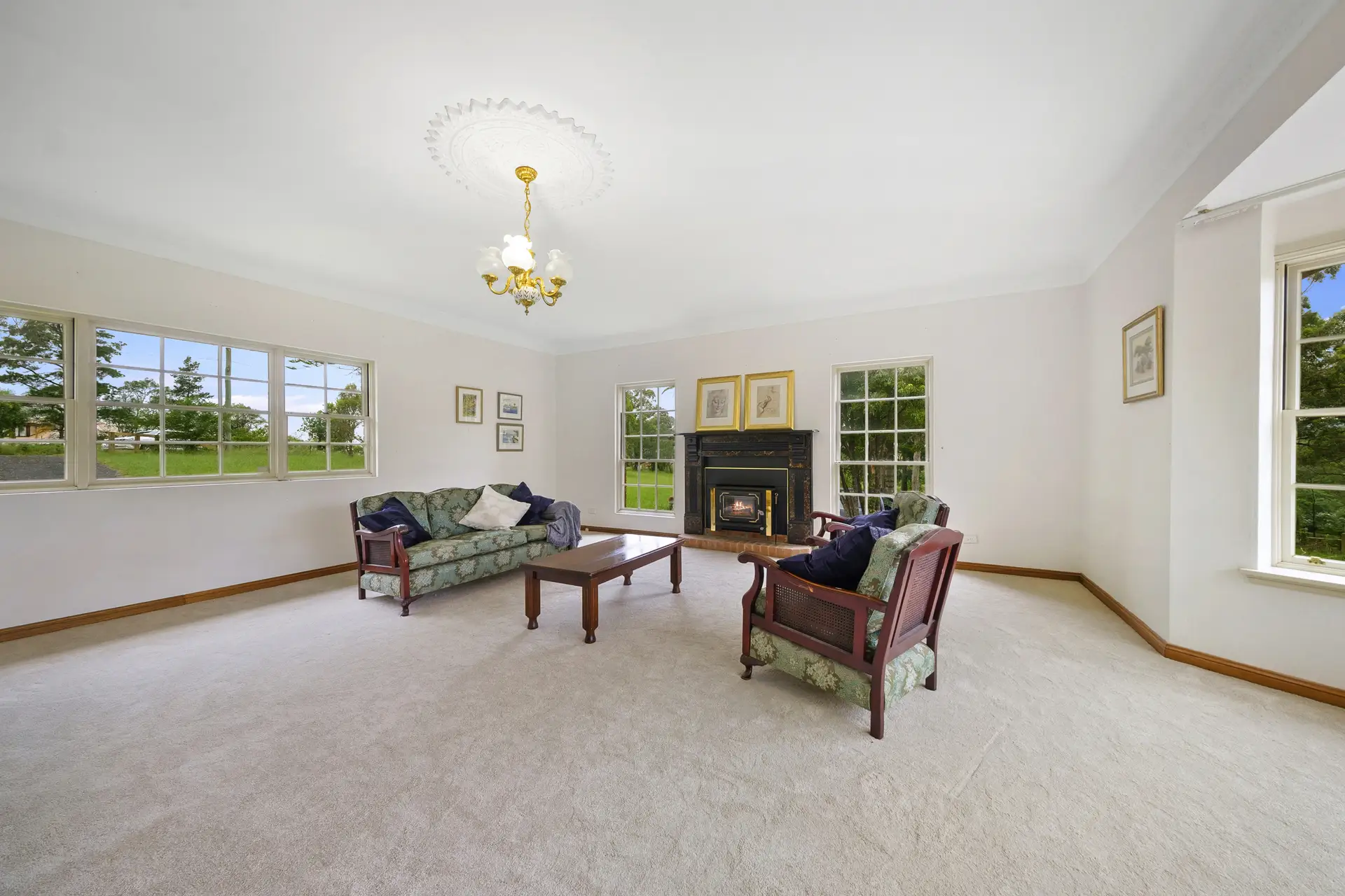 112 Slopes Road, North Richmond Sold by Cutcliffe Properties - image 1