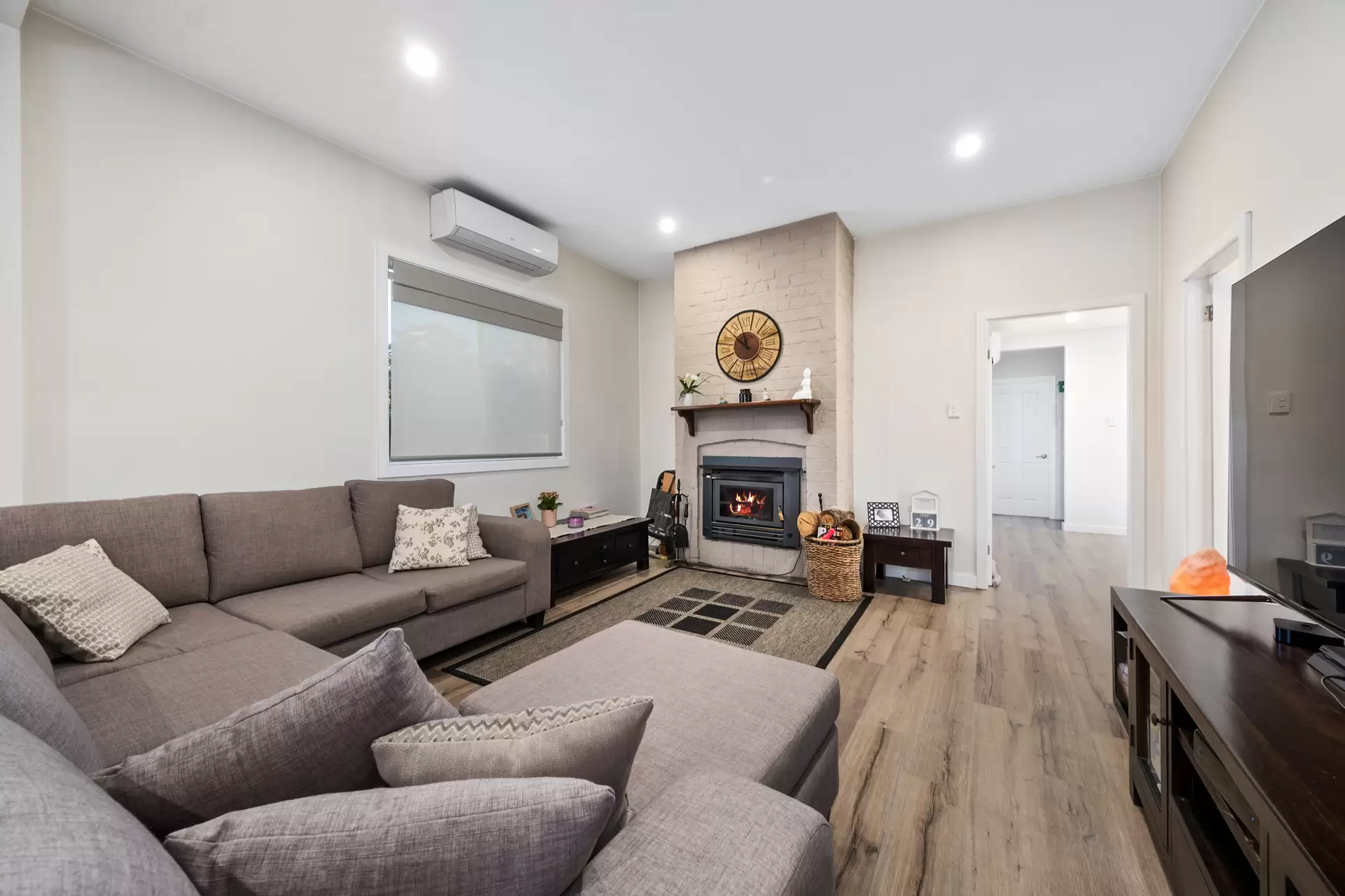 15 Gilligans Road, Dural Sold by Cutcliffe Properties - image 1