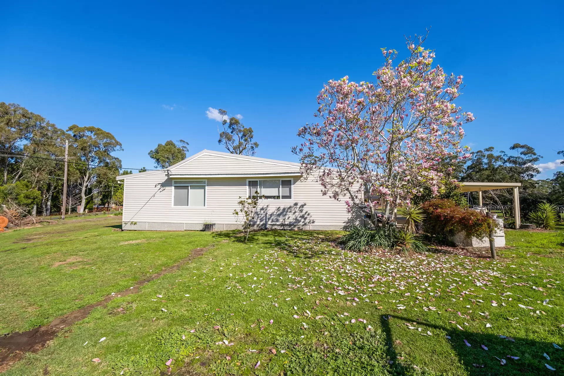 15 Gilligans Road, Dural Sold by Cutcliffe Properties - image 1