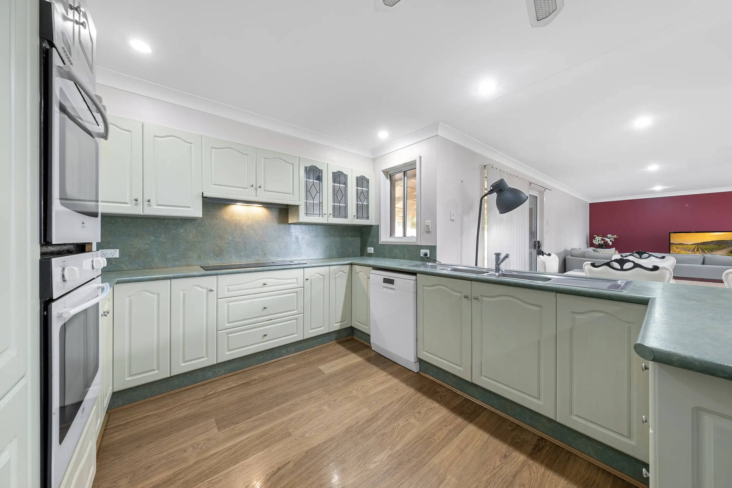 10 Blackwood Road, Vineyard Sold by Cutcliffe Properties - image 5