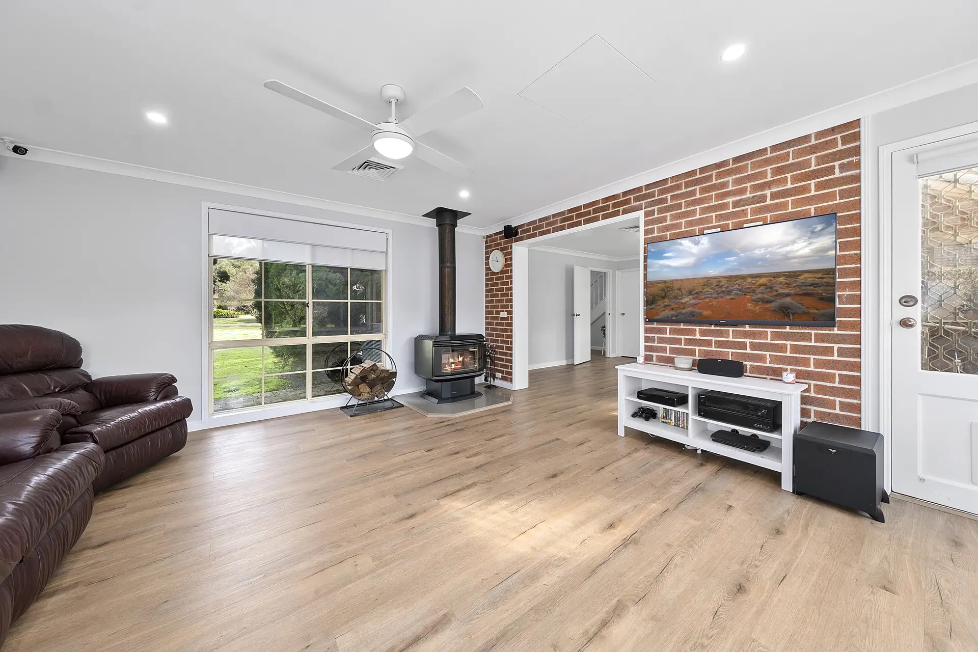 53 Barkly Drive, Windsor Downs Sold by Cutcliffe Properties - image 1