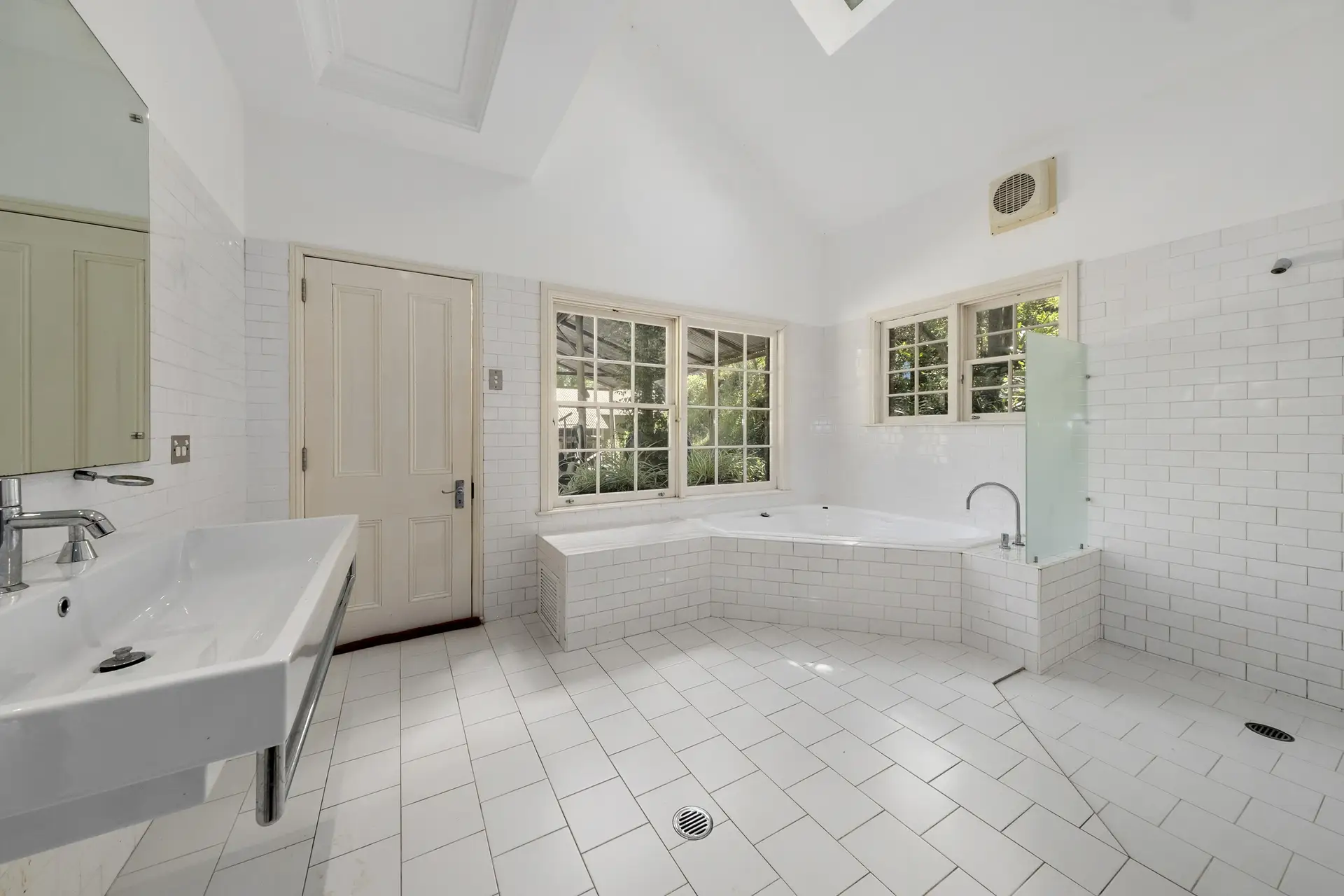 802 Lower Colo Road, Lower Portland Sold by Cutcliffe Properties - image 1