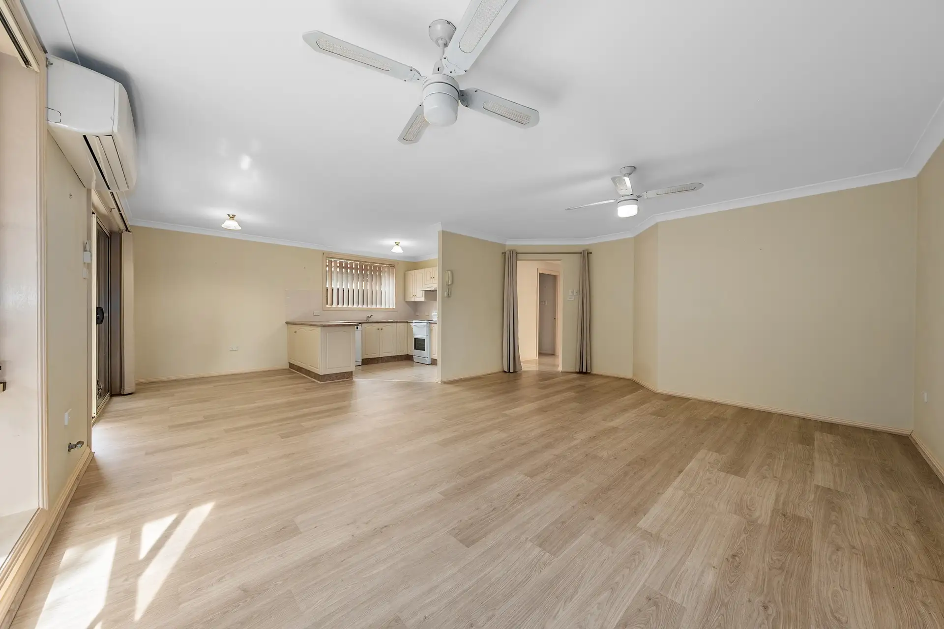 3/27 Campbell Street, North Richmond Sold by Cutcliffe Properties - image 1