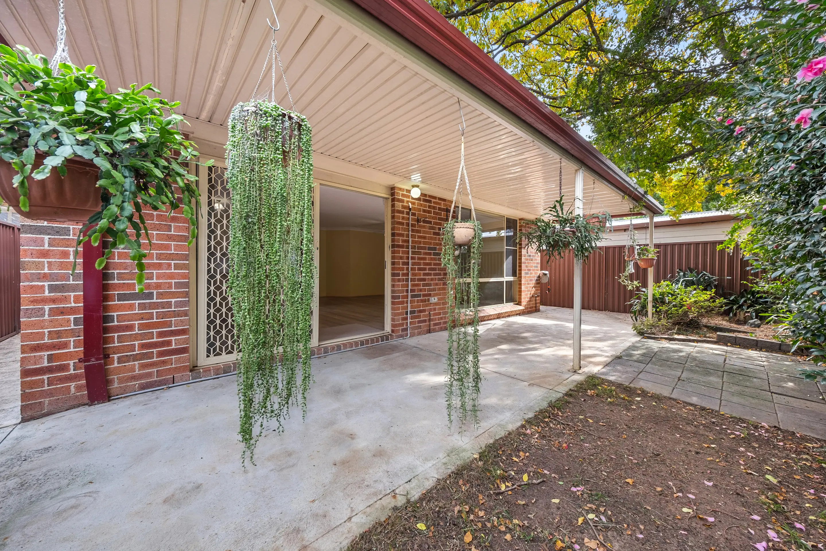 3/27 Campbell Street, North Richmond Sold by Cutcliffe Properties - image 1