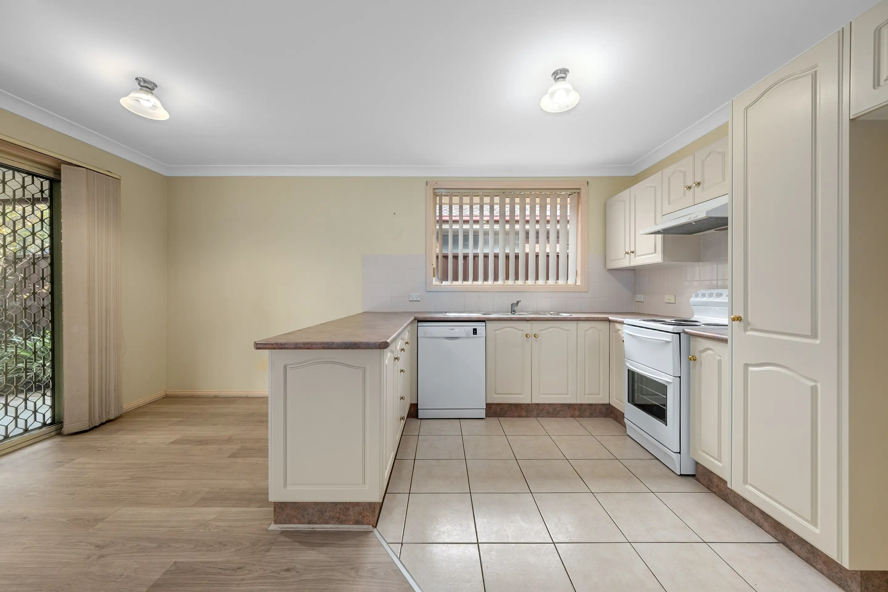 3/27 Campbell Street, North Richmond Sold by Cutcliffe Properties - image 8