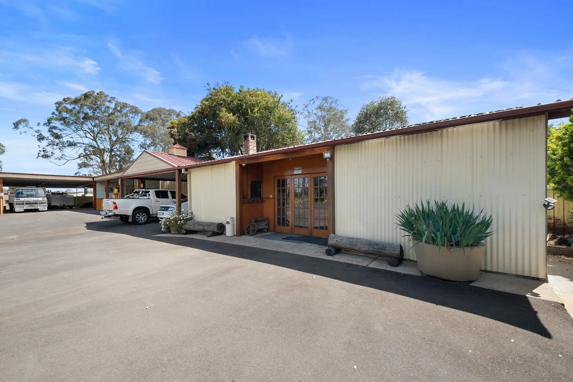 206 Sixth Avenue, Llandilo Sold by Cutcliffe Properties - image 1