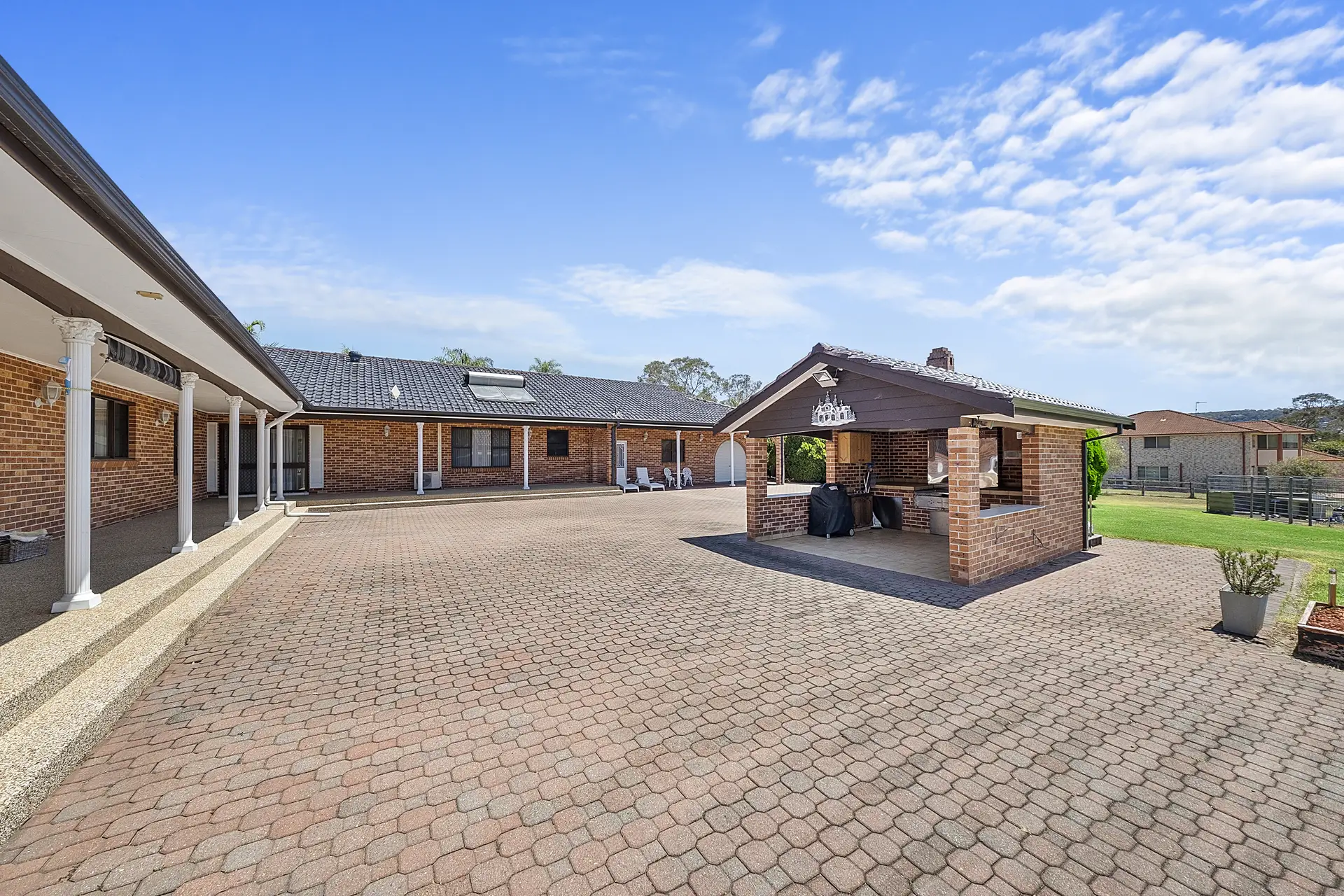 261-267 Hinxman Road, Castlereagh Sold by Cutcliffe Properties - image 1