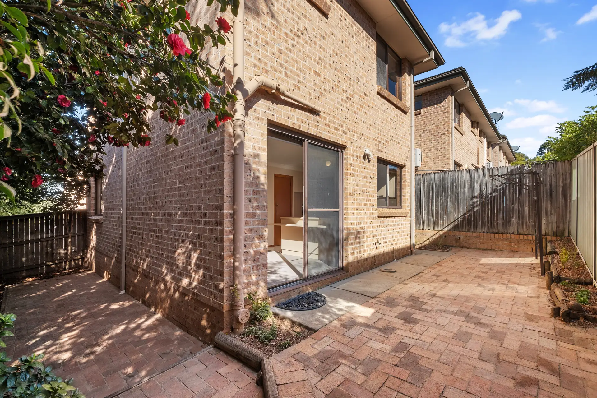 5/3 Flinders Place, North Richmond Sold by Cutcliffe Properties - image 1