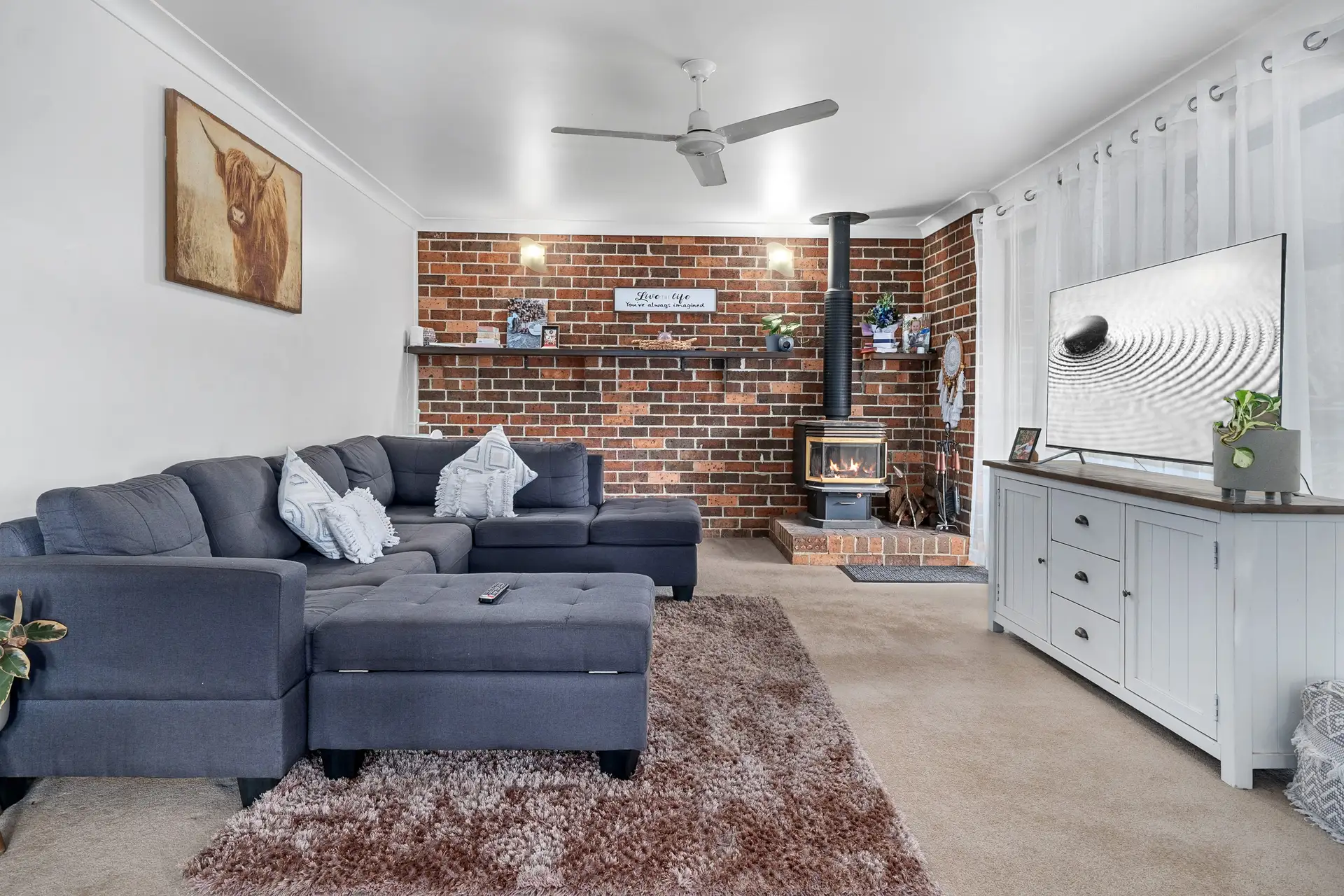 6 Kentucky Drive, Glossodia Sold by Cutcliffe Properties - image 1
