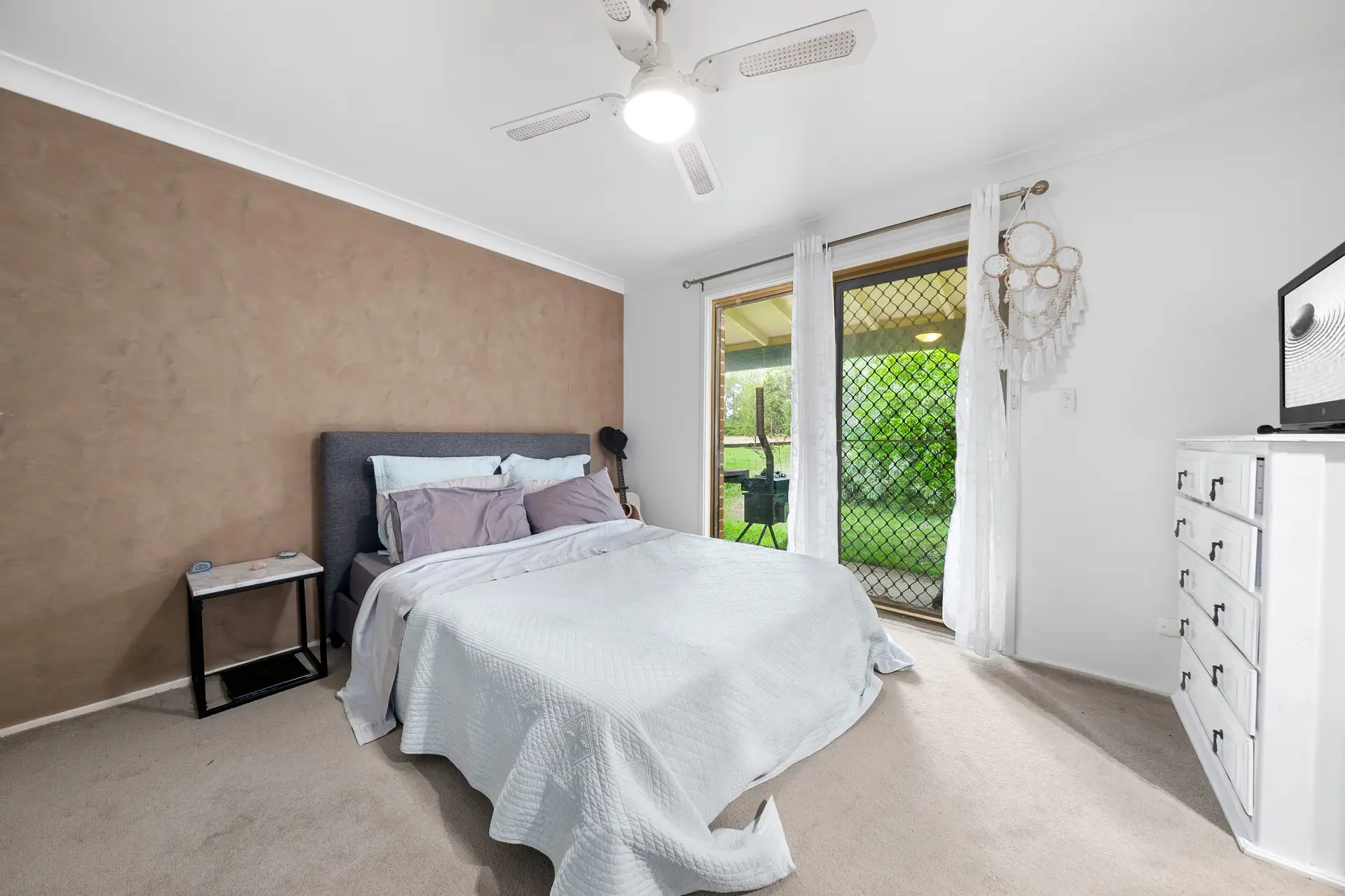 6 Kentucky Drive, Glossodia Sold by Cutcliffe Properties - image 1