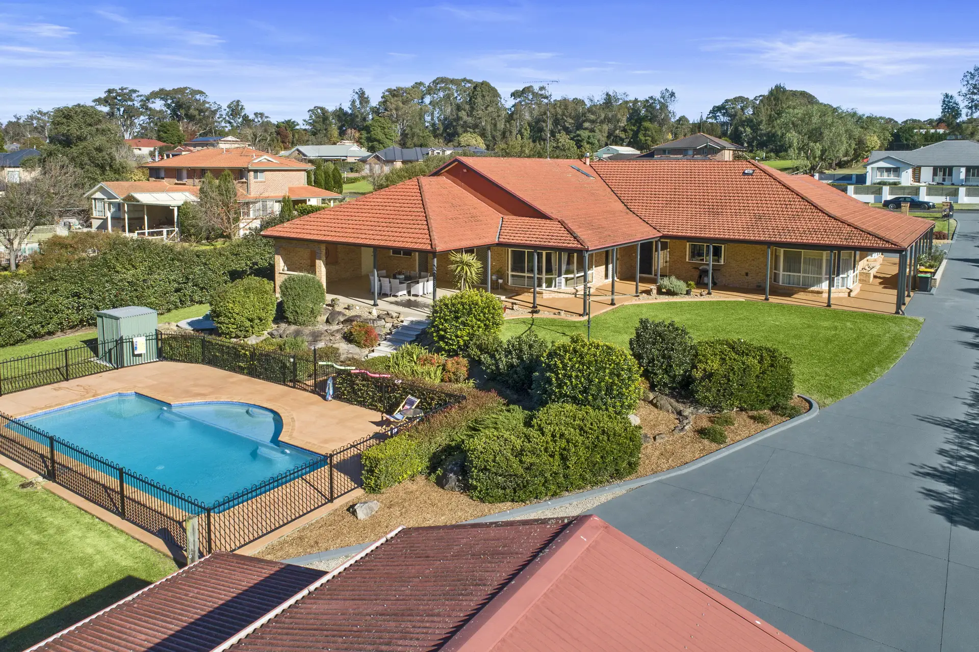 66-68 Davenport Drive, Wallacia Sold by Cutcliffe Properties - image 1