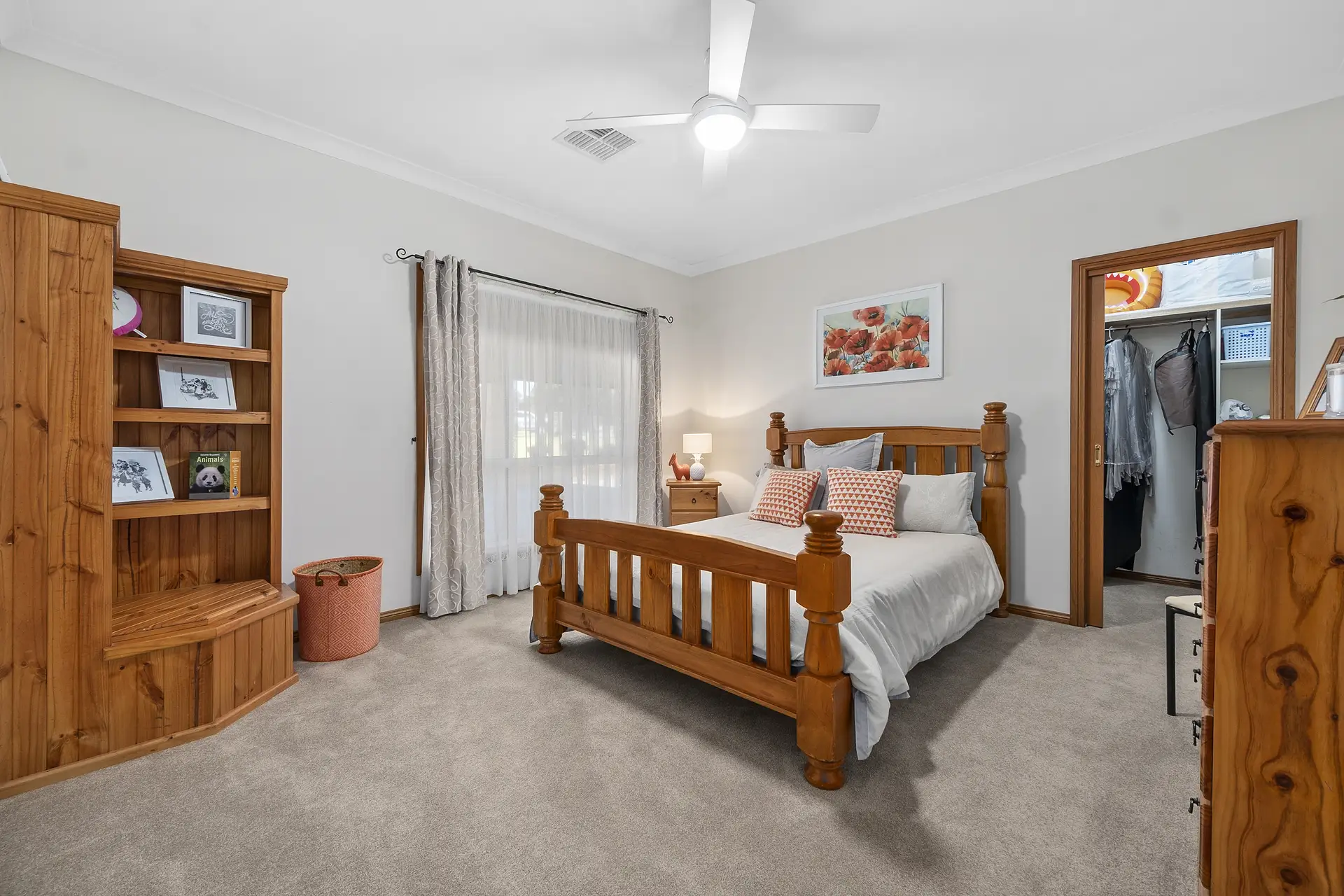 66-68 Davenport Drive, Wallacia Sold by Cutcliffe Properties - image 1