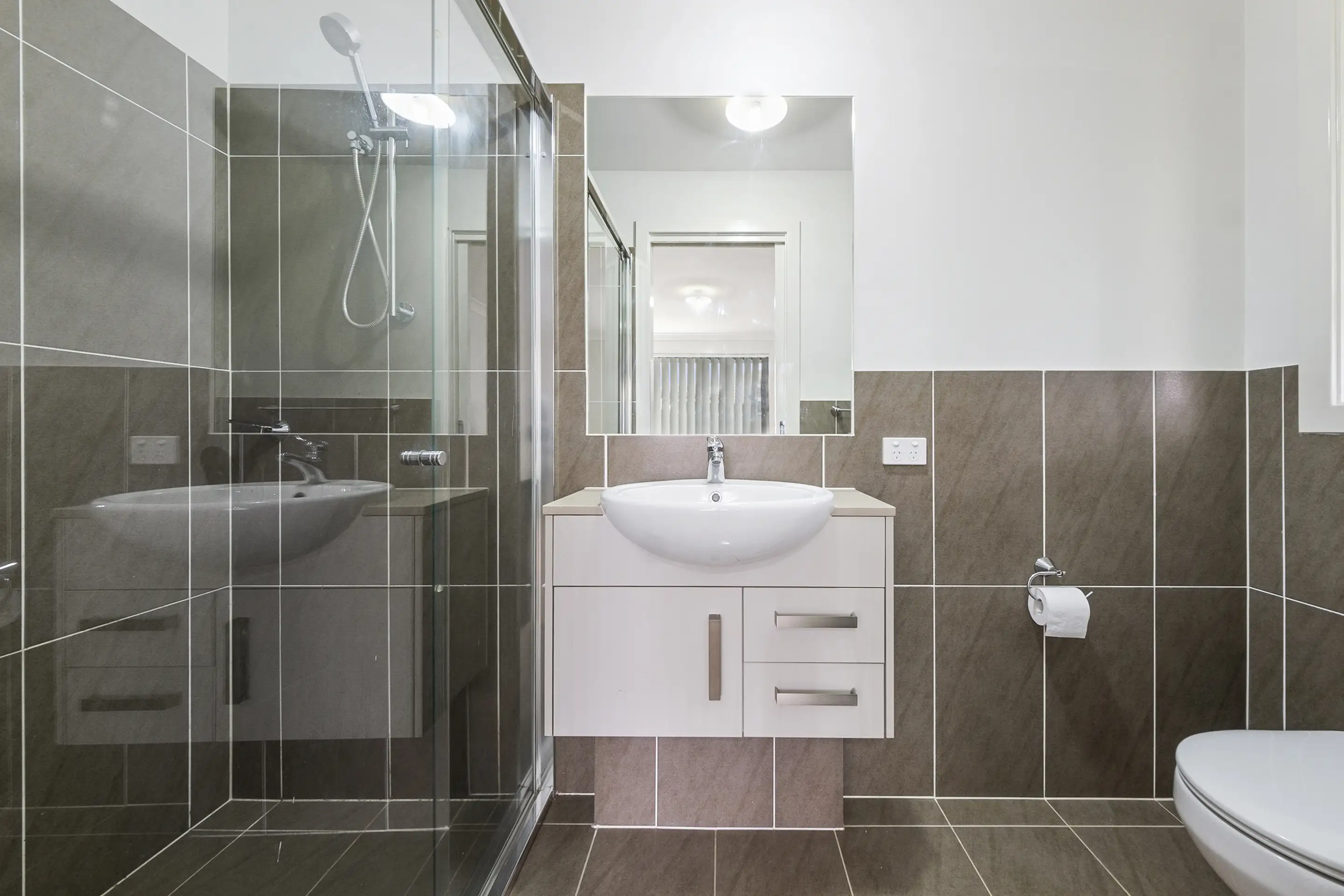 4 Pleasance Street, Box Hill Leased by Cutcliffe Properties - image 5