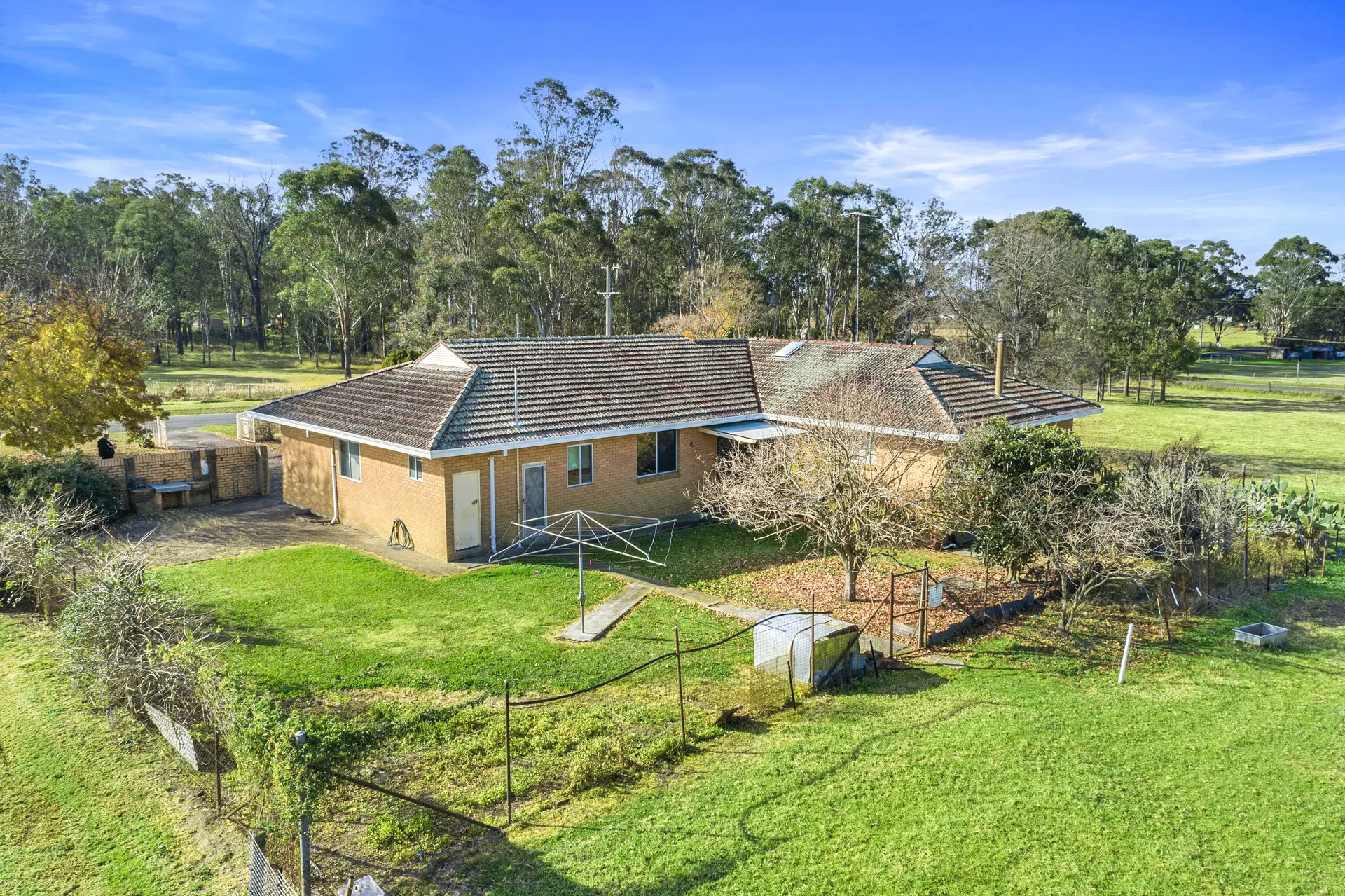 200 & 200A Sixth Avenue, Llandilo Sold by Cutcliffe Properties - image 1