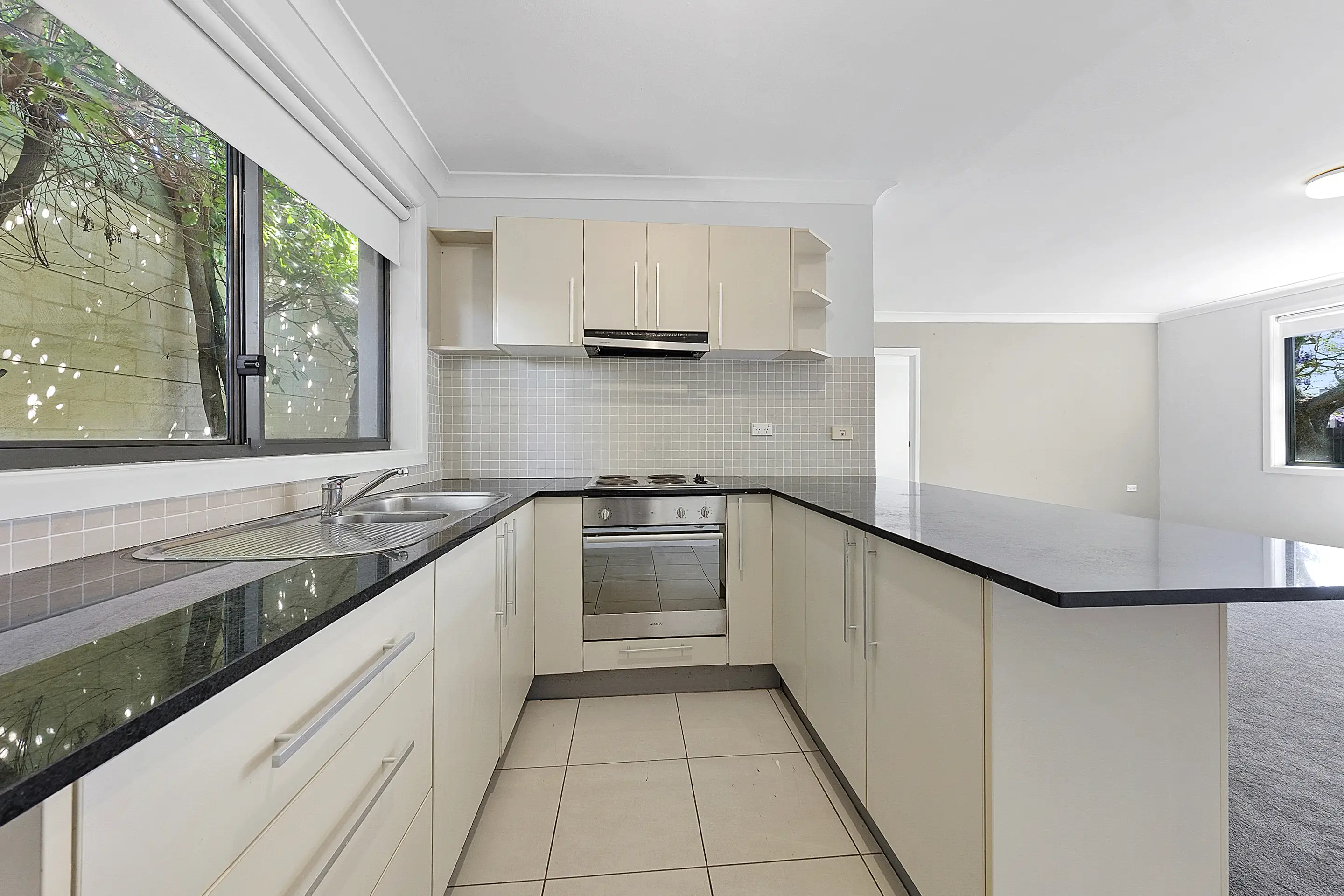 4/28-30 Bowman Street, Richmond Sold by Cutcliffe Properties - image 7