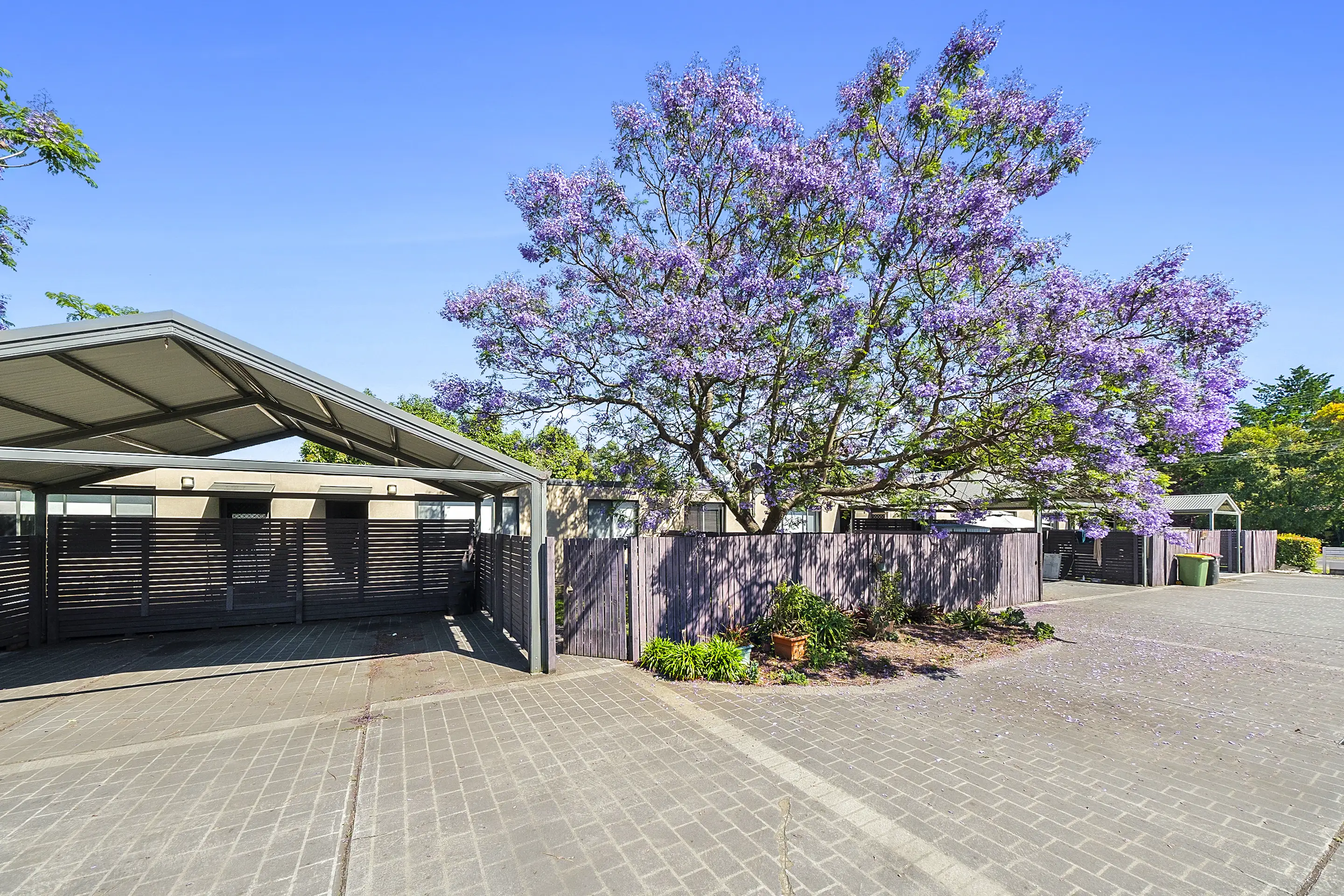 4/28-30 Bowman Street, Richmond Sold by Cutcliffe Properties - image 1