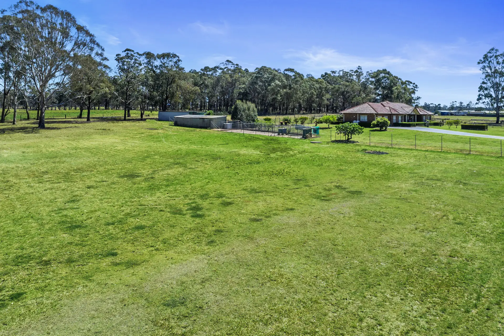 132-142 Third Avenue, Llandilo Sold by Cutcliffe Properties - image 1