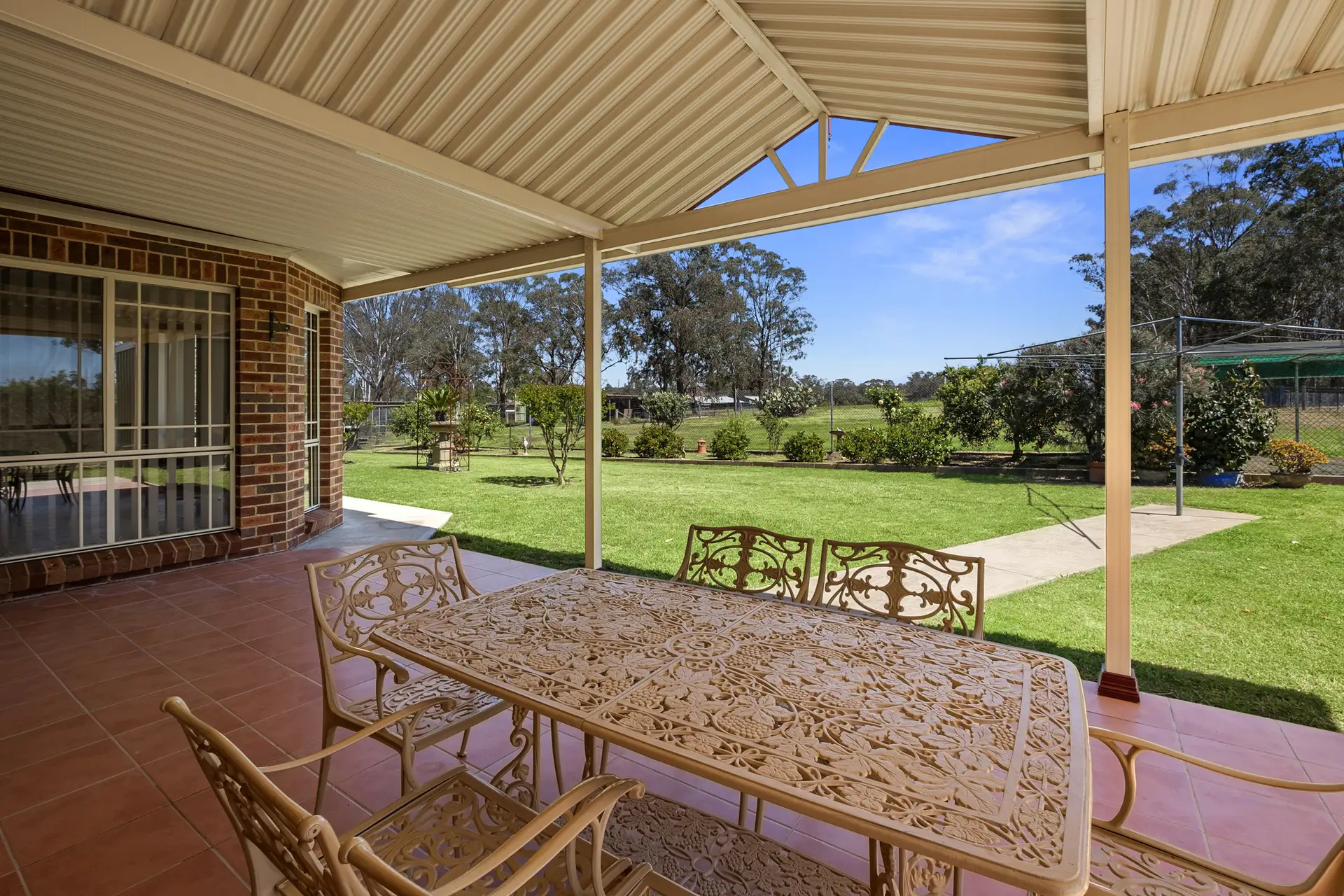 132-142 Third Avenue, Llandilo Sold by Cutcliffe Properties - image 1