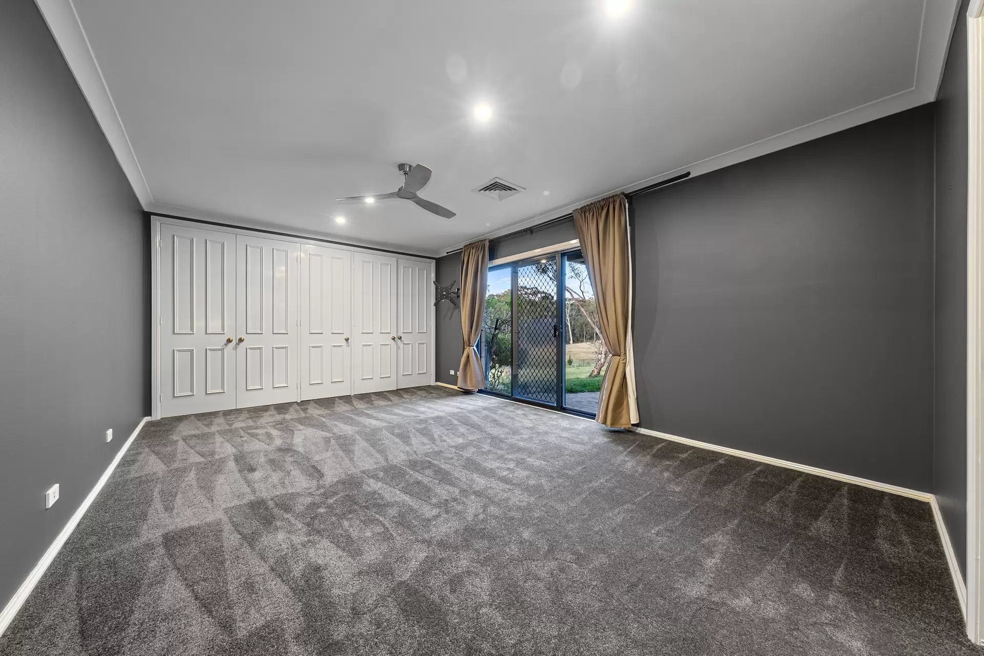 72 Wenban Road, Glossodia Sold by Cutcliffe Properties - image 1