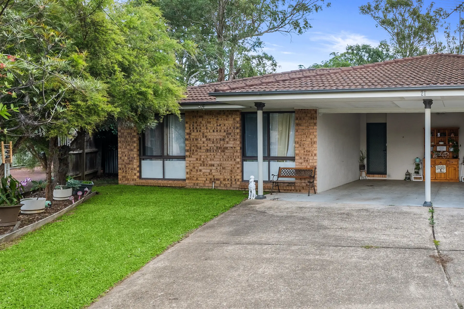 1/21 Monti Place, North Richmond Sold by Cutcliffe Properties - image 1