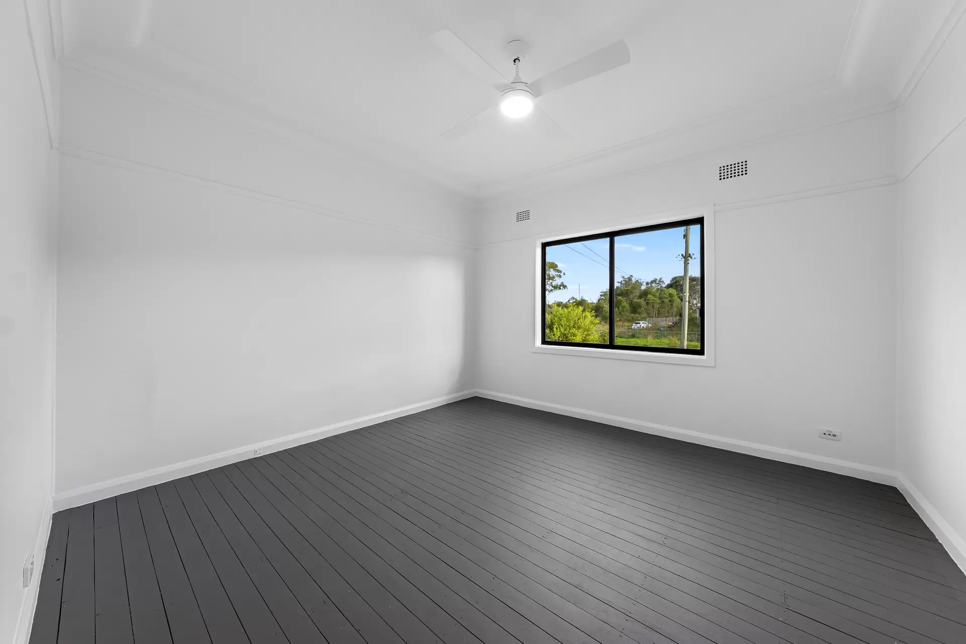 Part of 332 Old Hawkesbury Road, Vineyard Leased by Cutcliffe Properties - image 1