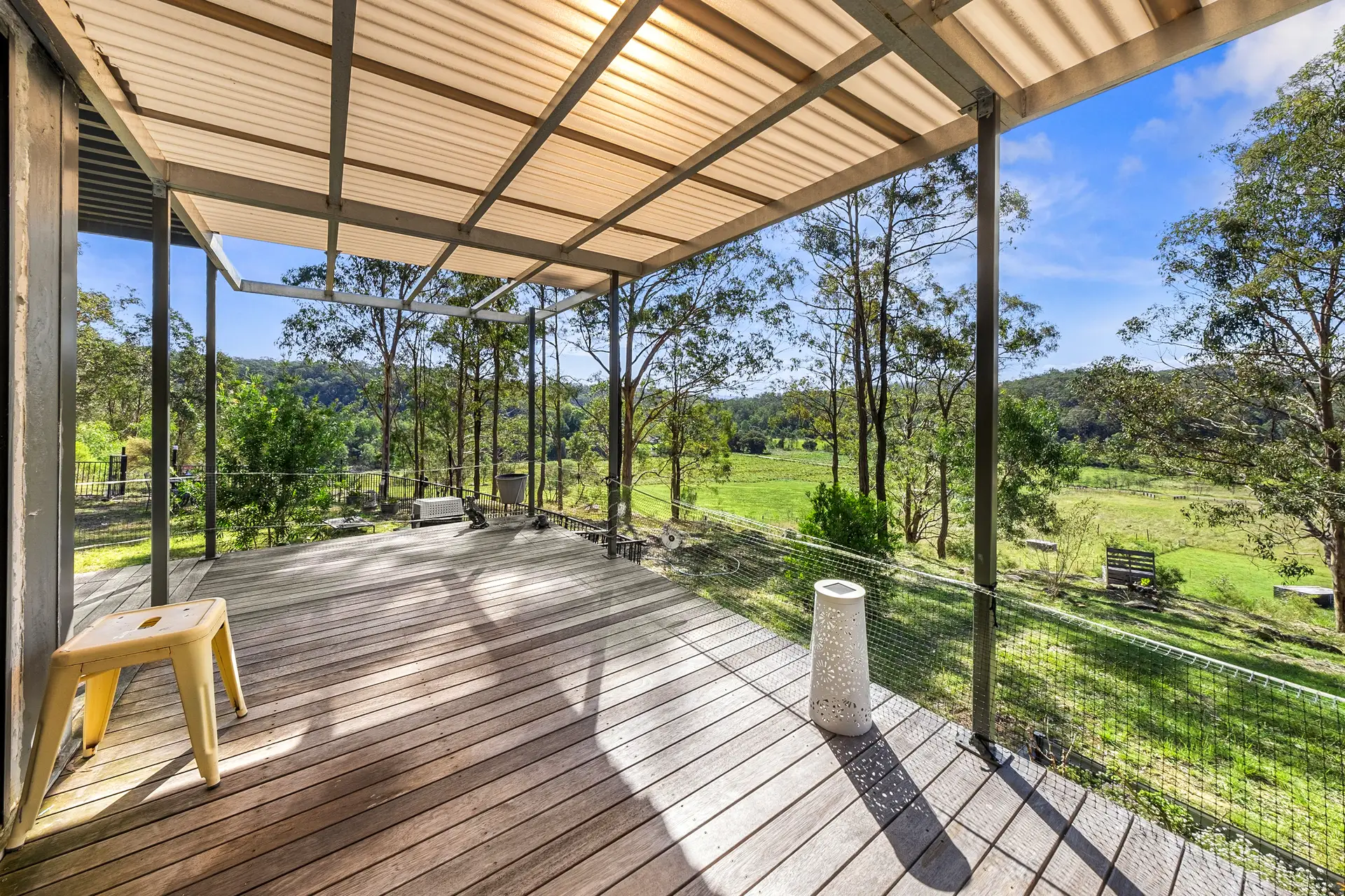 Putty Sold by Cutcliffe Properties - image 1