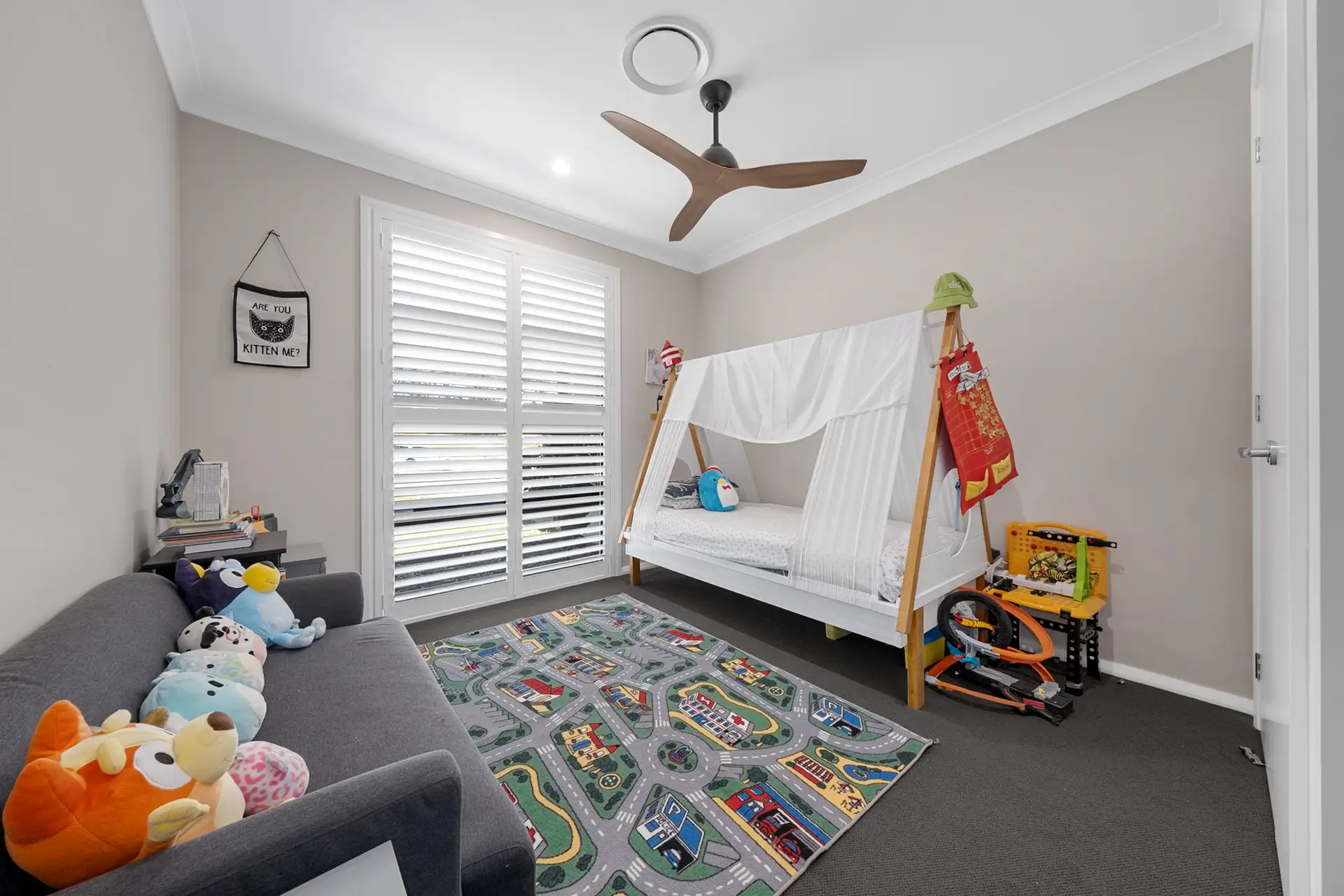 5 Aloha Place, Sackville North Sold by Cutcliffe Properties - image 1