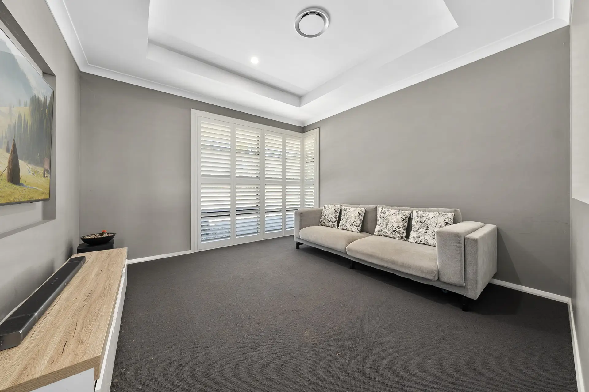 5 Aloha Place, Sackville North Sold by Cutcliffe Properties - image 1