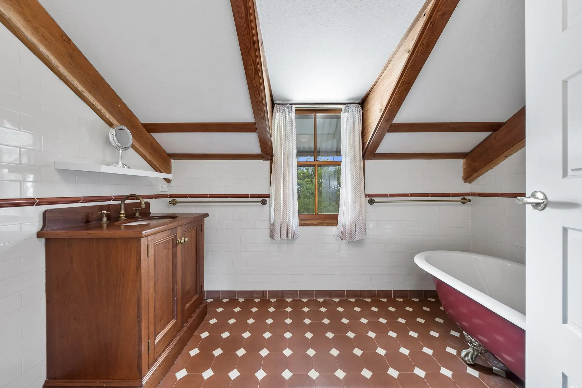 669 West Portland Road, Lower Portland Sold by Cutcliffe Properties - image 1