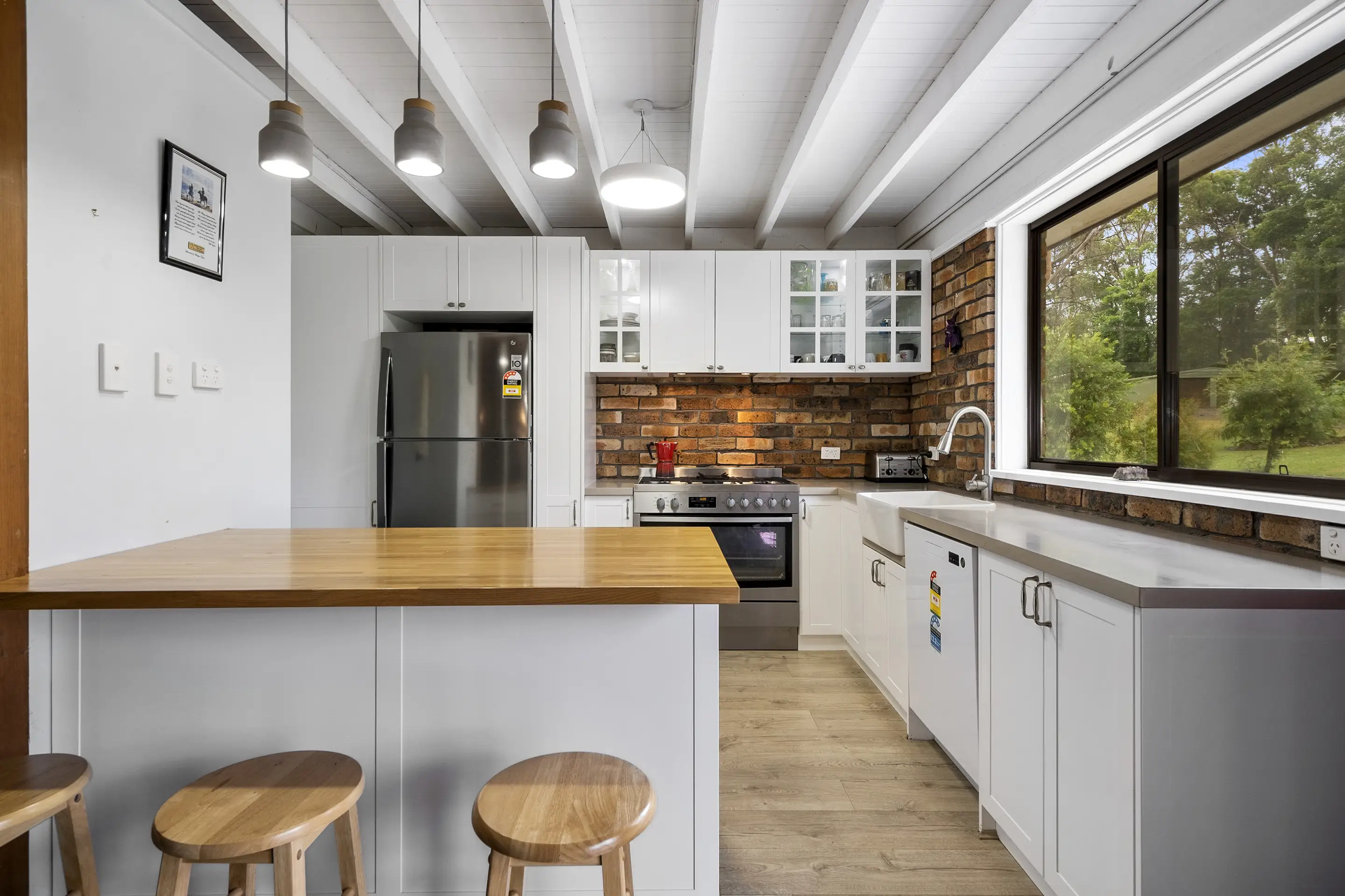 669 West Portland Road, Lower Portland Sold by Cutcliffe Properties - image 5