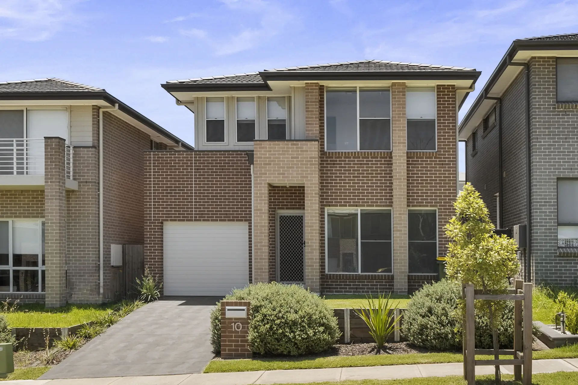 10 Nix Street, Box Hill Leased by Cutcliffe Properties - image 1