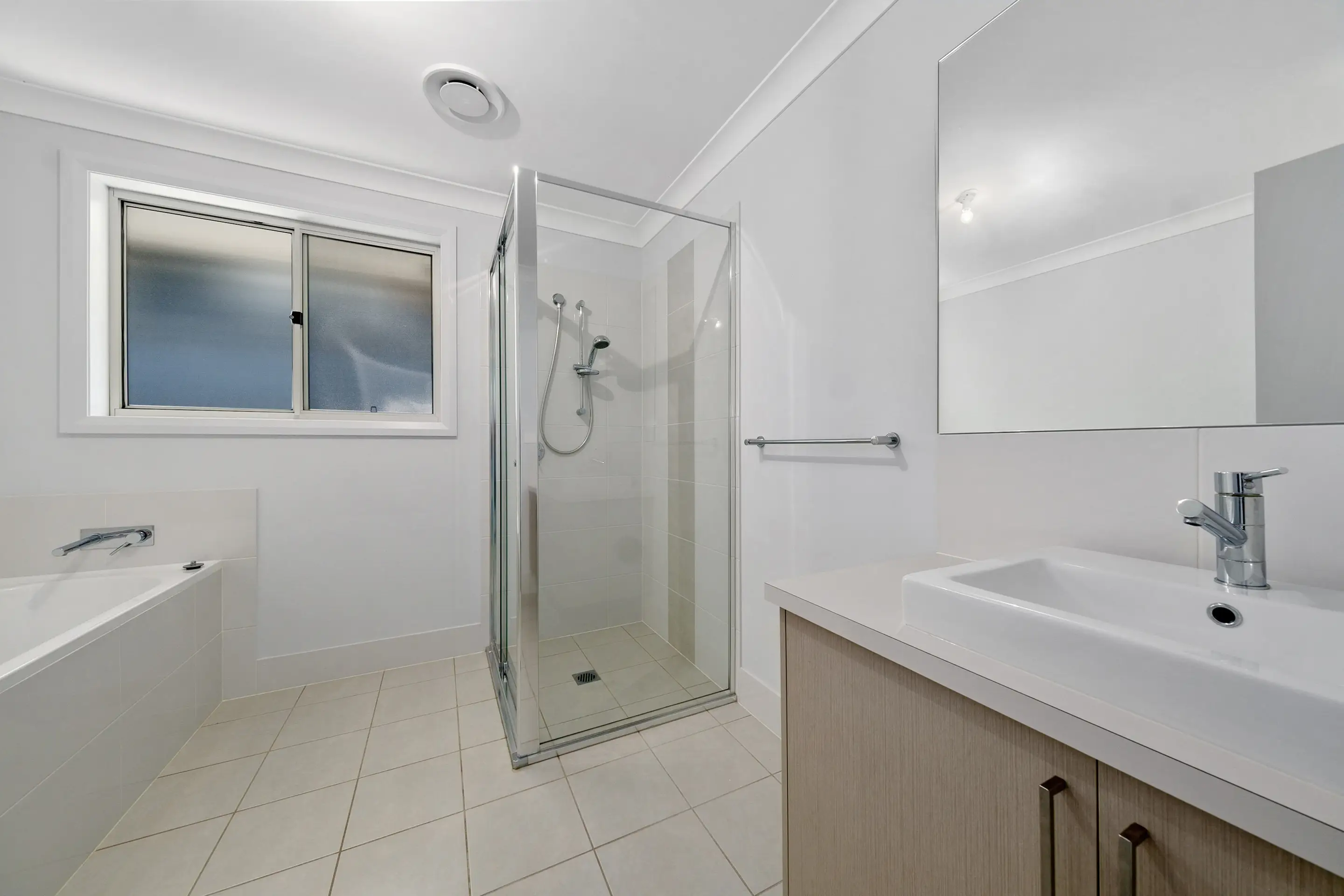 10 Nix Street, Box Hill Leased by Cutcliffe Properties - image 5