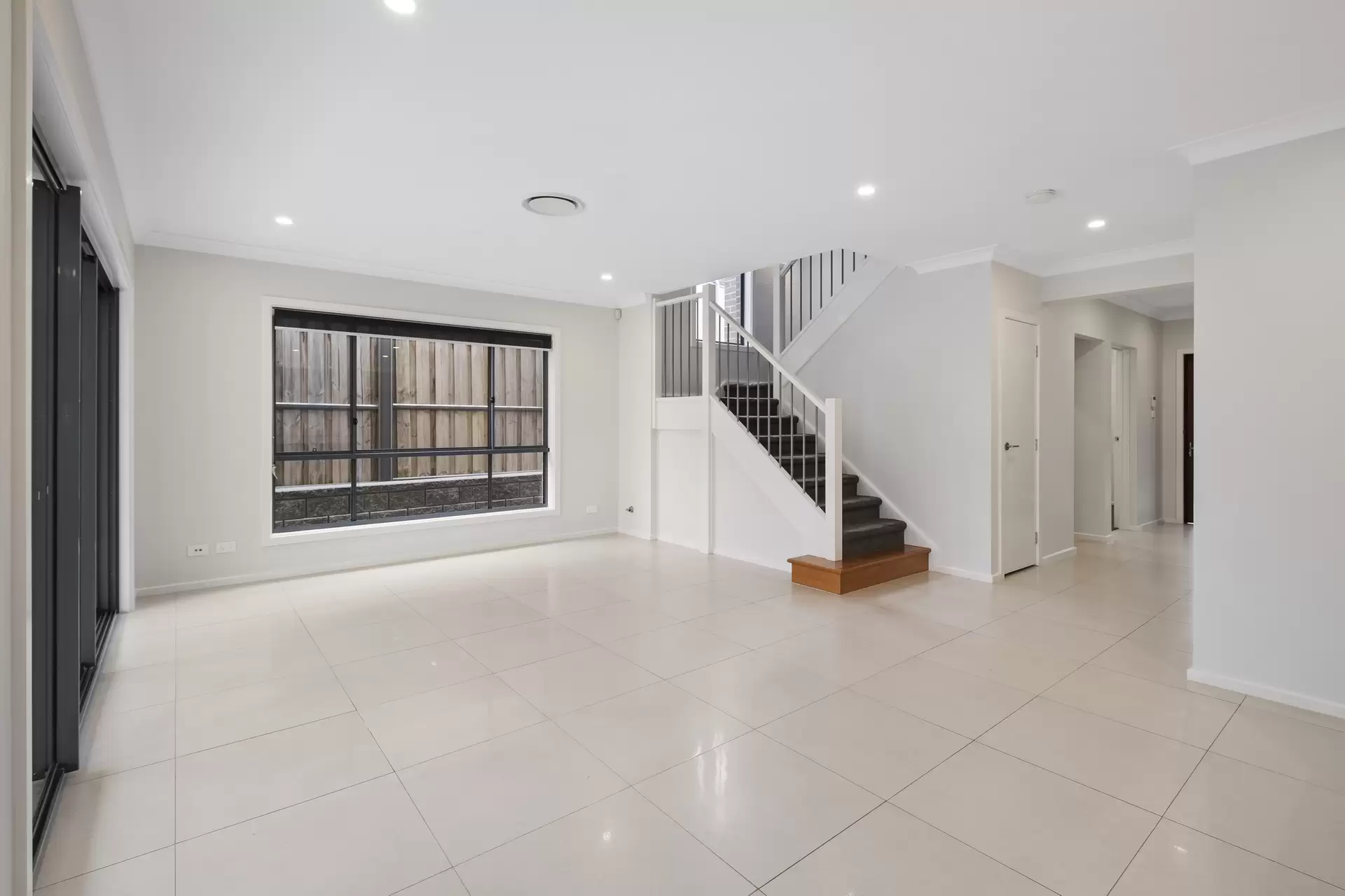 196 Greenview Parade, The Ponds Leased by Cutcliffe Properties - image 1