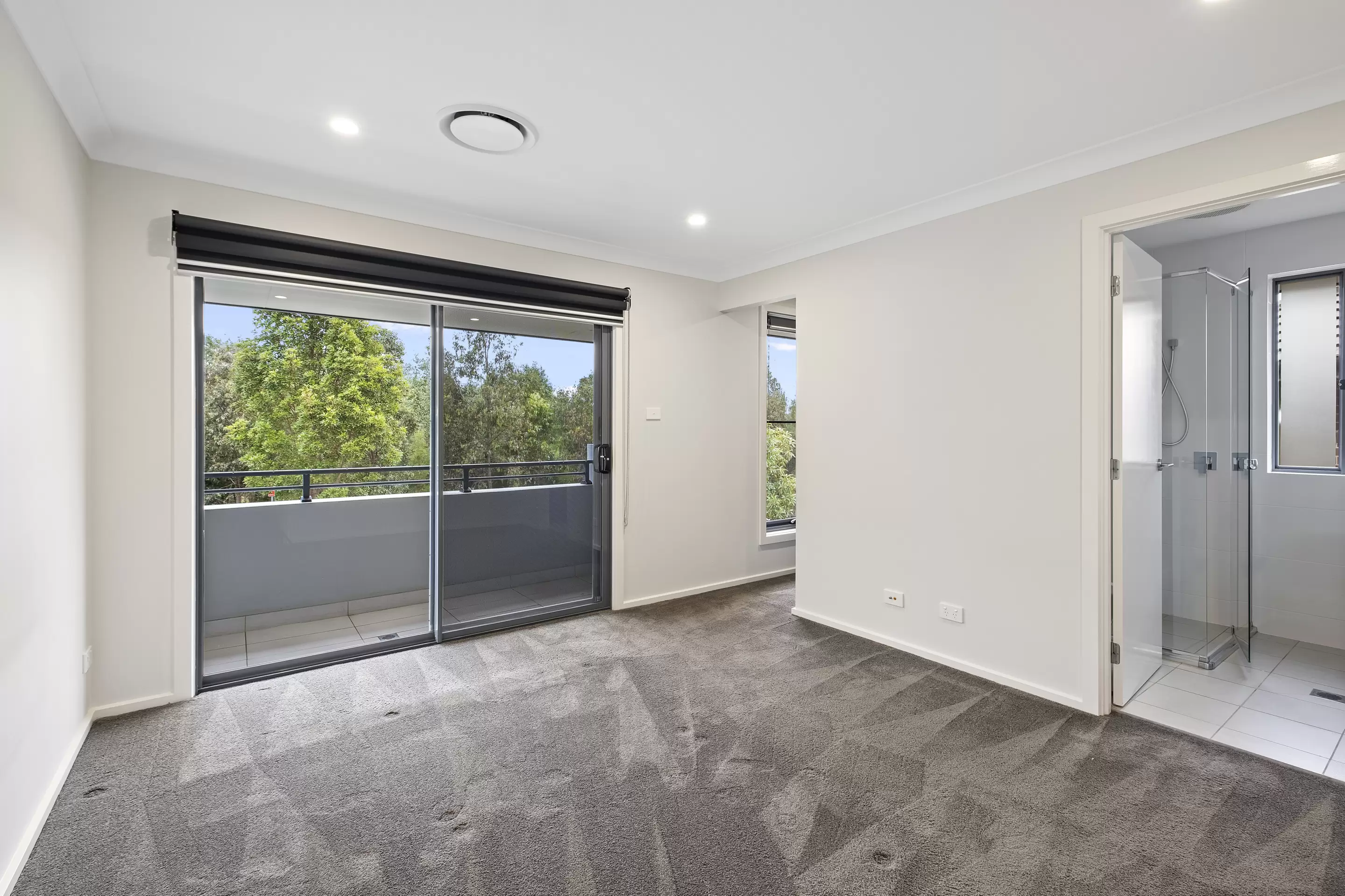196 Greenview Parade, The Ponds Leased by Cutcliffe Properties - image 4