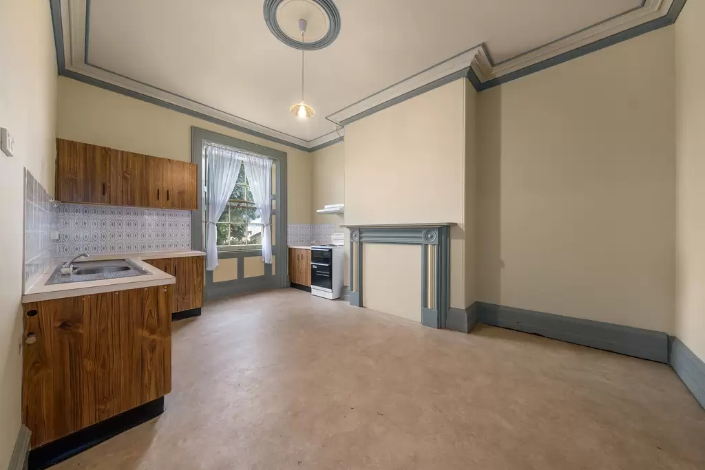 1/147 Windsor Street, Richmond Leased by Cutcliffe Properties