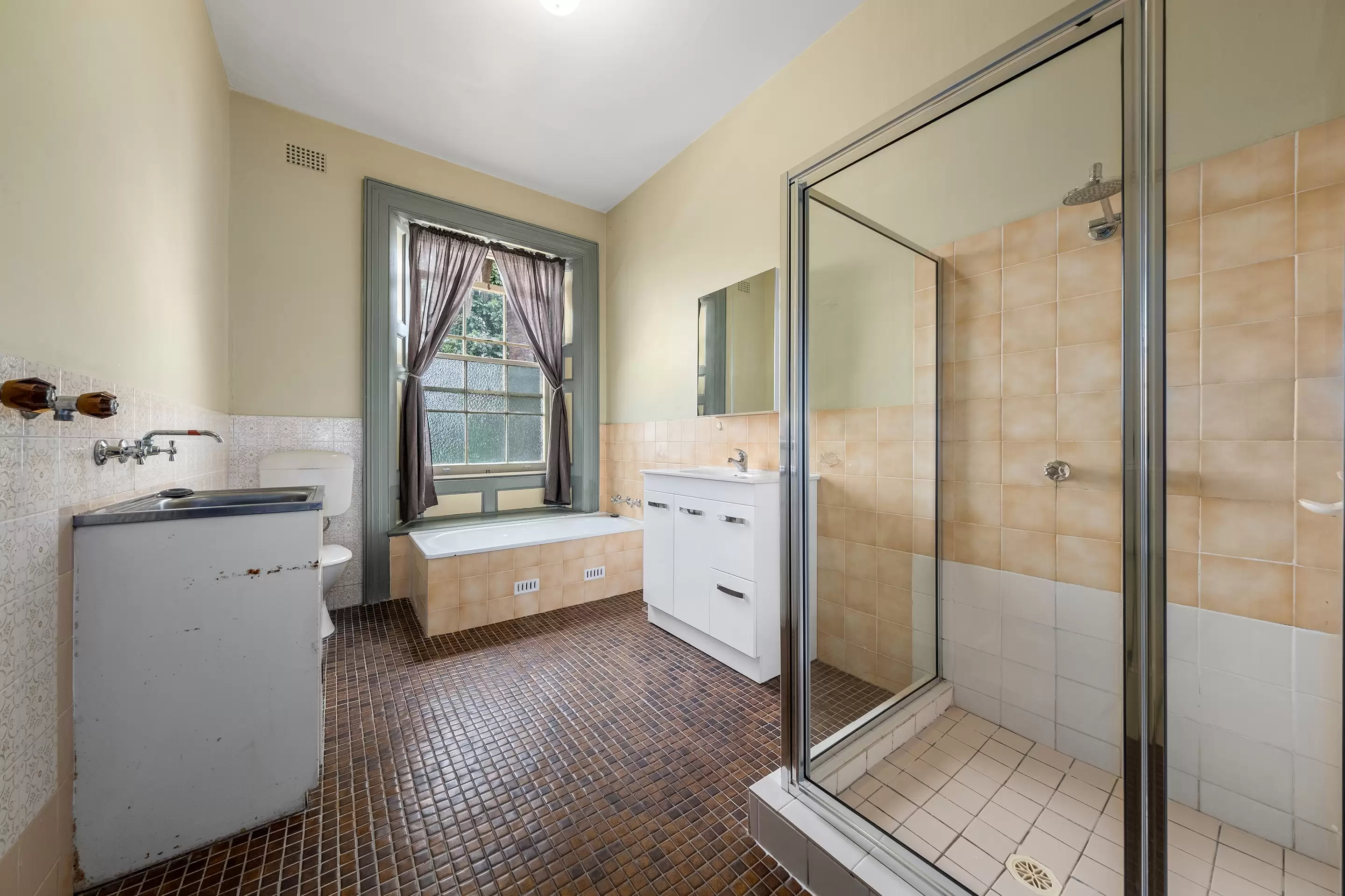 1/147 Windsor Street, Richmond Leased by Cutcliffe Properties - image 5