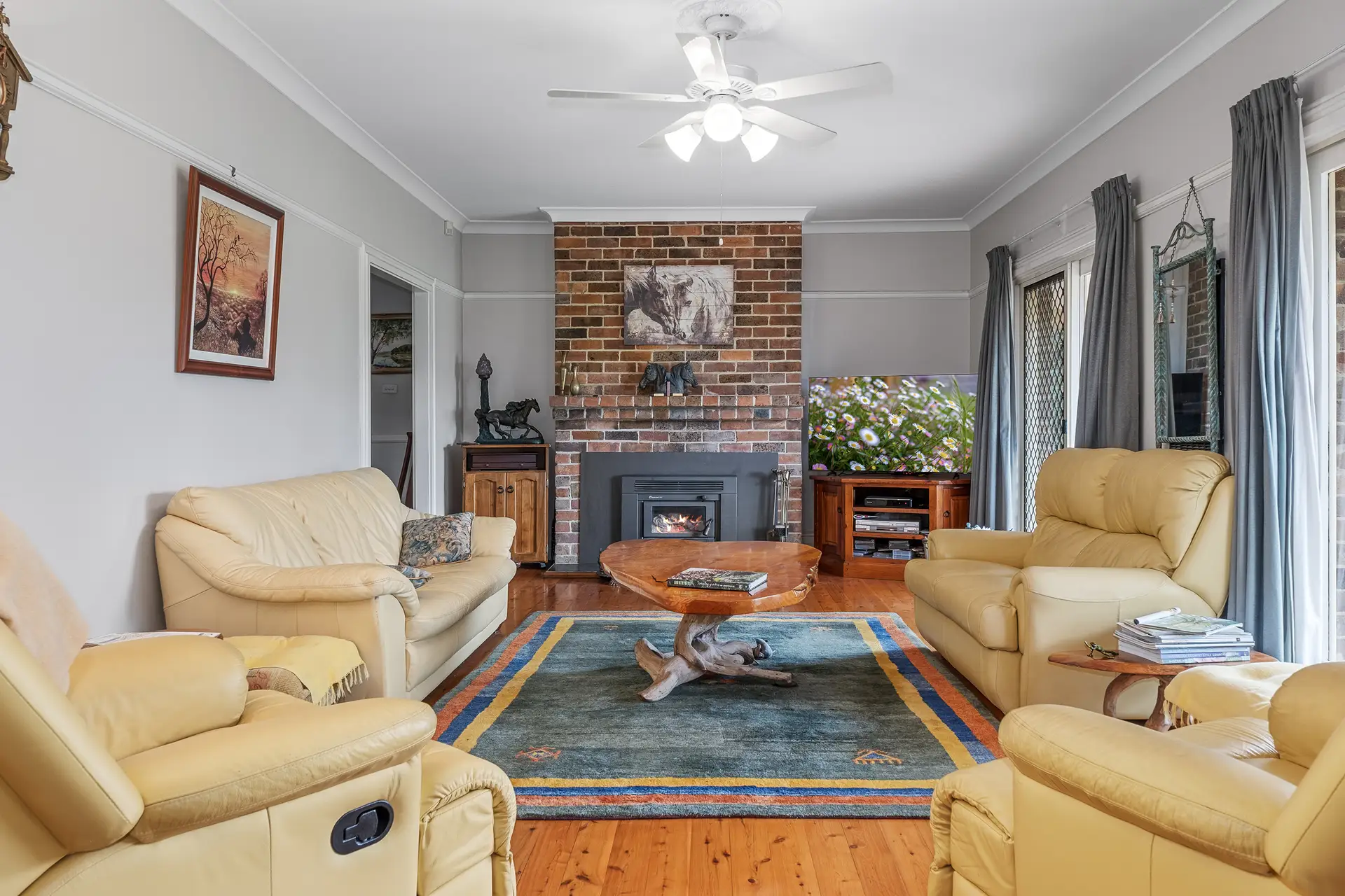 252 Springwood Road, Yarramundi Sold by Cutcliffe Properties - image 1