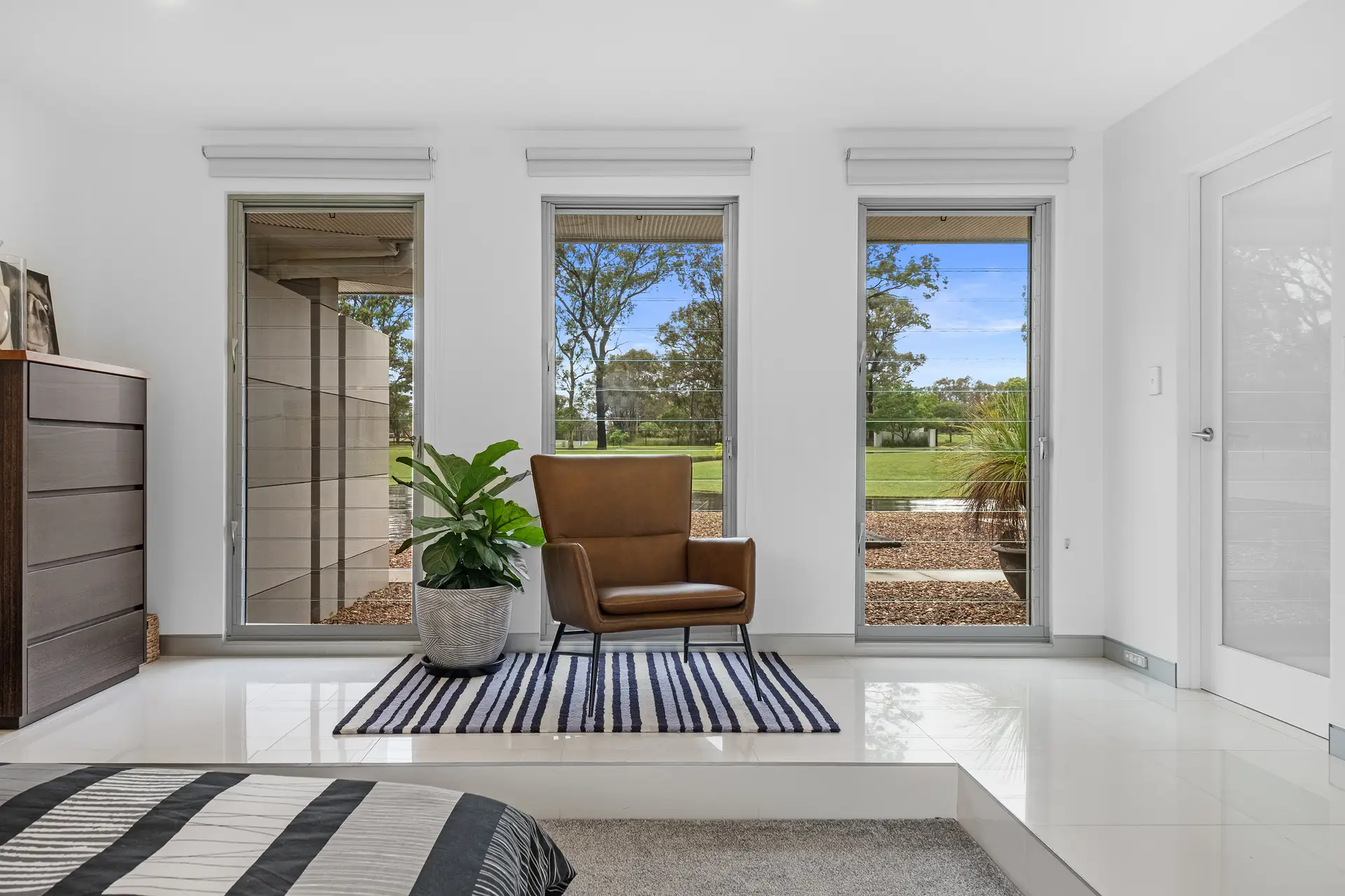 79-83 Sheredan Road, Castlereagh Sold by Cutcliffe Properties - image 1