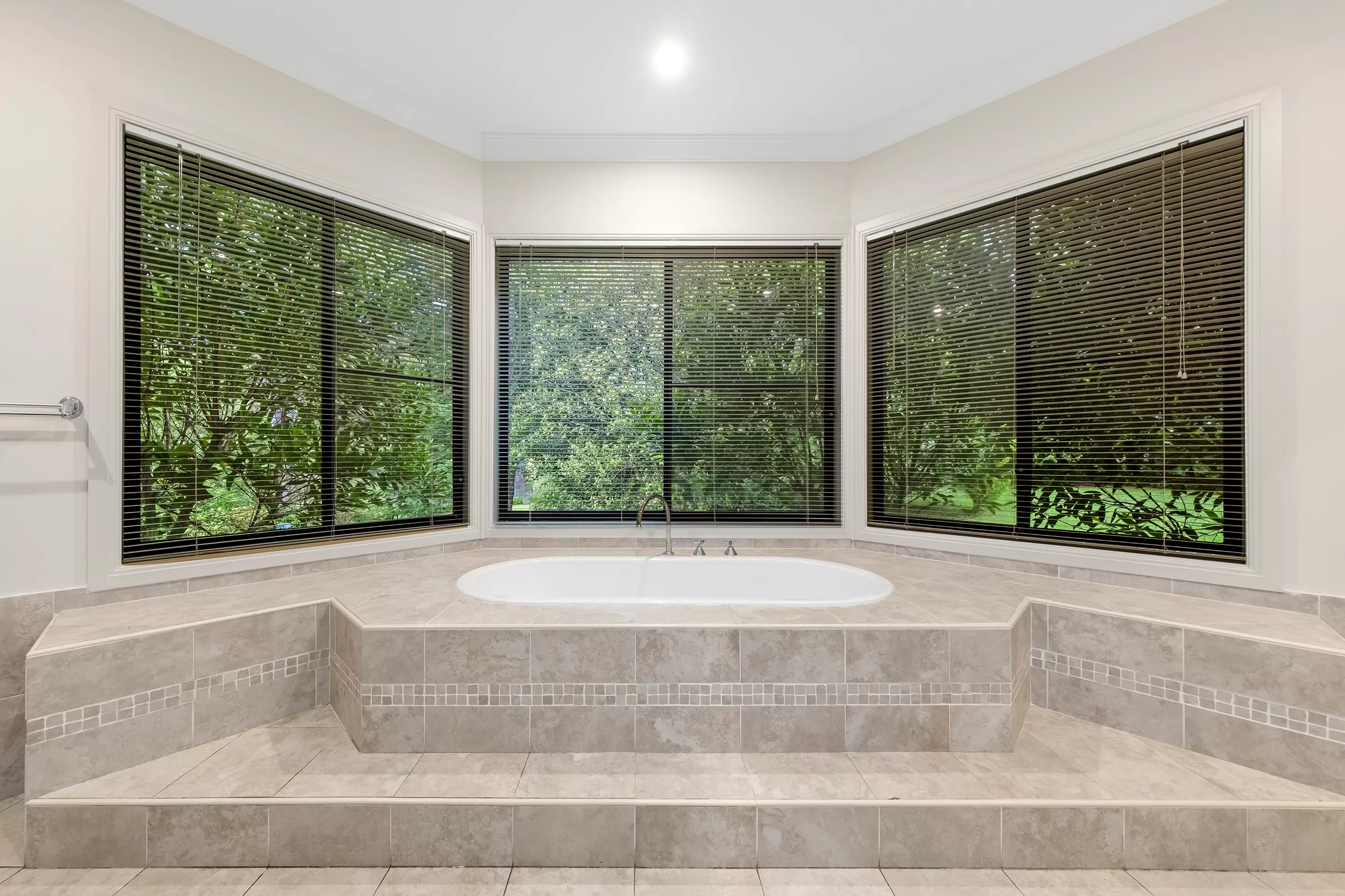 554 Mountain Lagoon Road, Bilpin Sold by Cutcliffe Properties - image 14