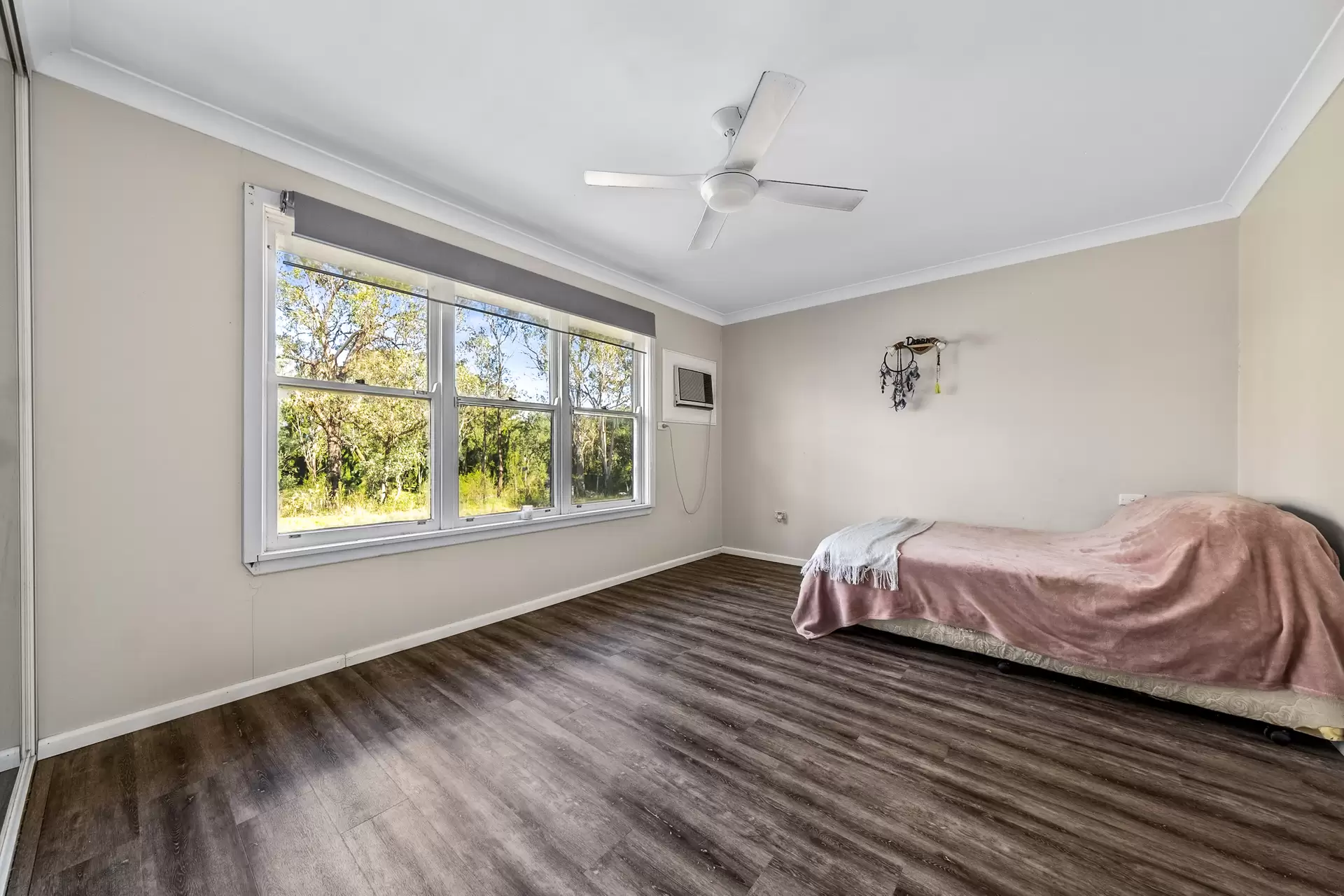 316-330 St Marys Road, Berkshire Park Leased by Cutcliffe Properties - image 1
