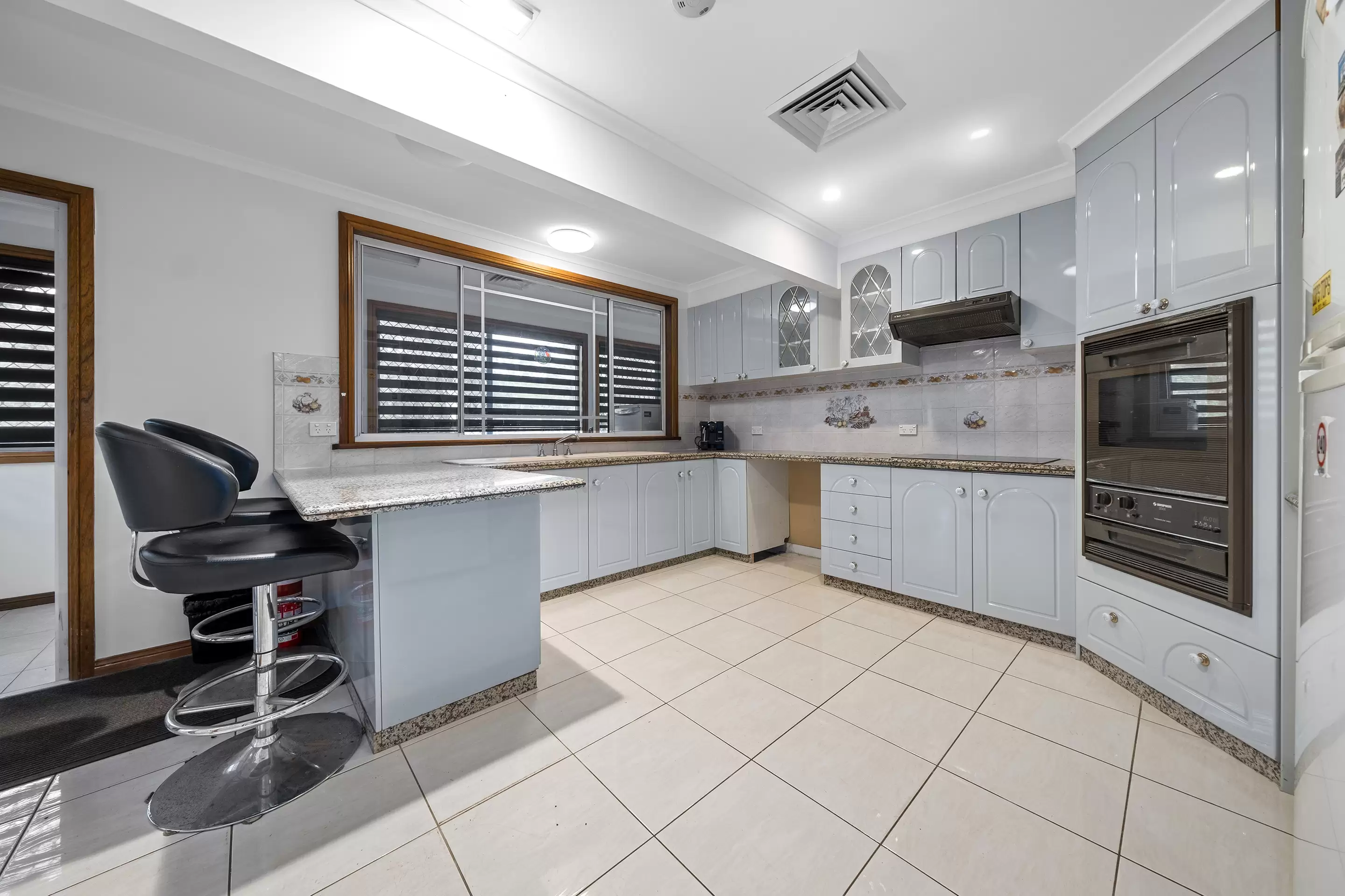 40 Frederick Street, Londonderry Sold by Cutcliffe Properties - image 3