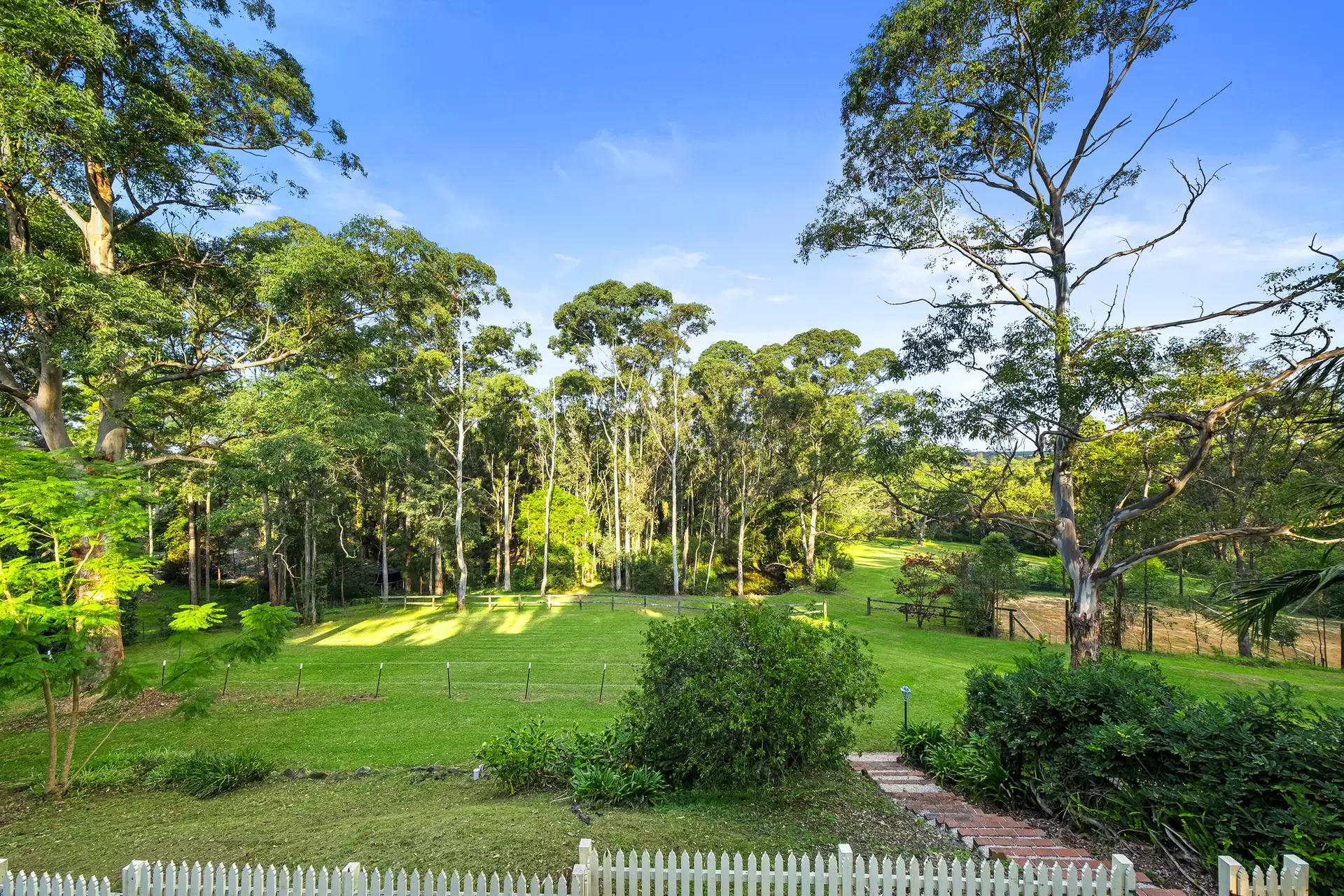 8-10 Crosslands Road, Galston Sold by Cutcliffe Properties - image 1