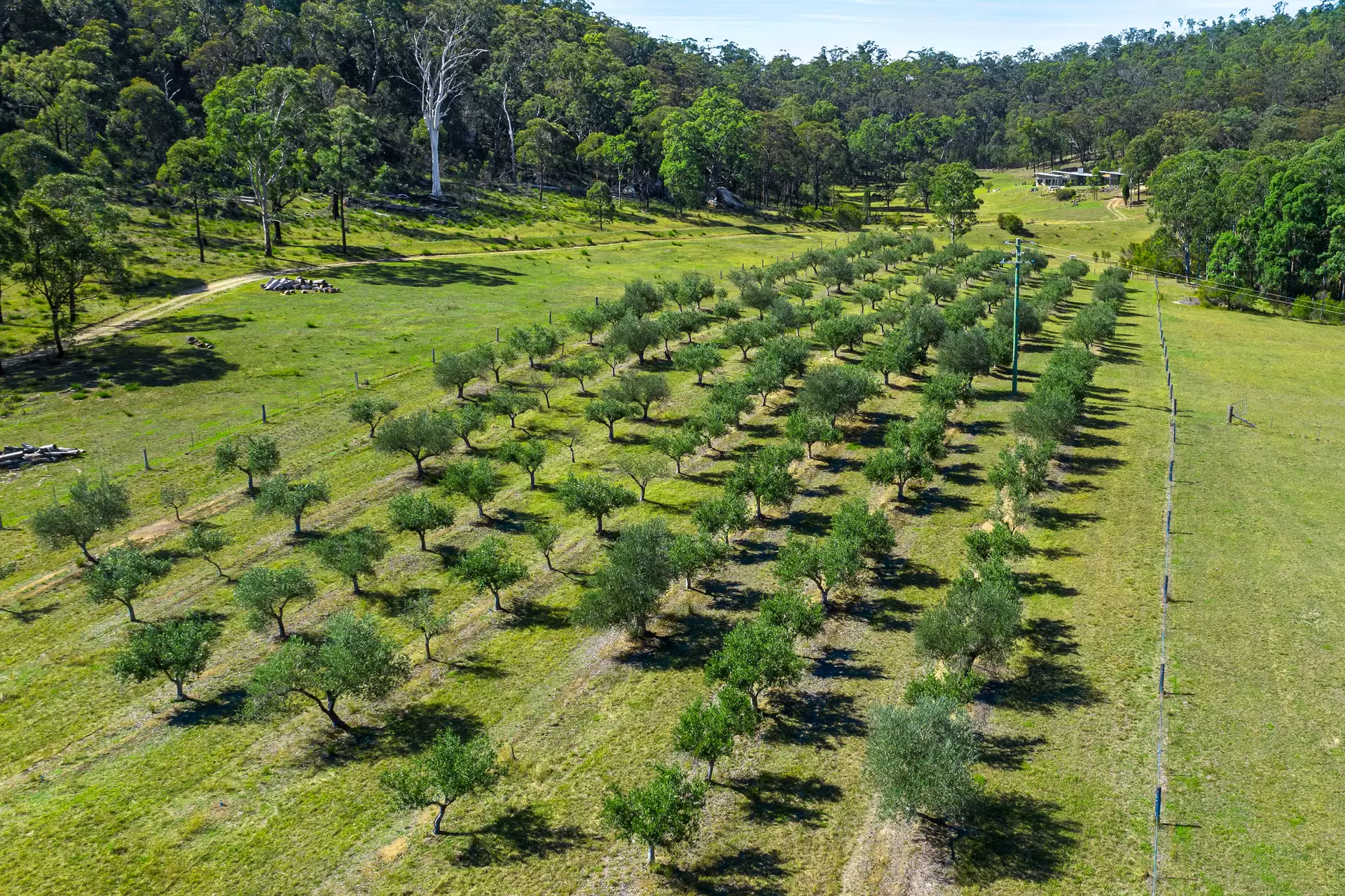 2/6299 Putty Road, Howes Valley Sold by Cutcliffe Properties - image 1