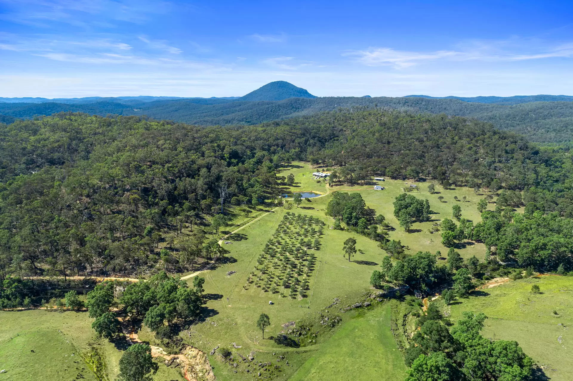 2/6299 Putty Road, Howes Valley Sold by Cutcliffe Properties - image 1