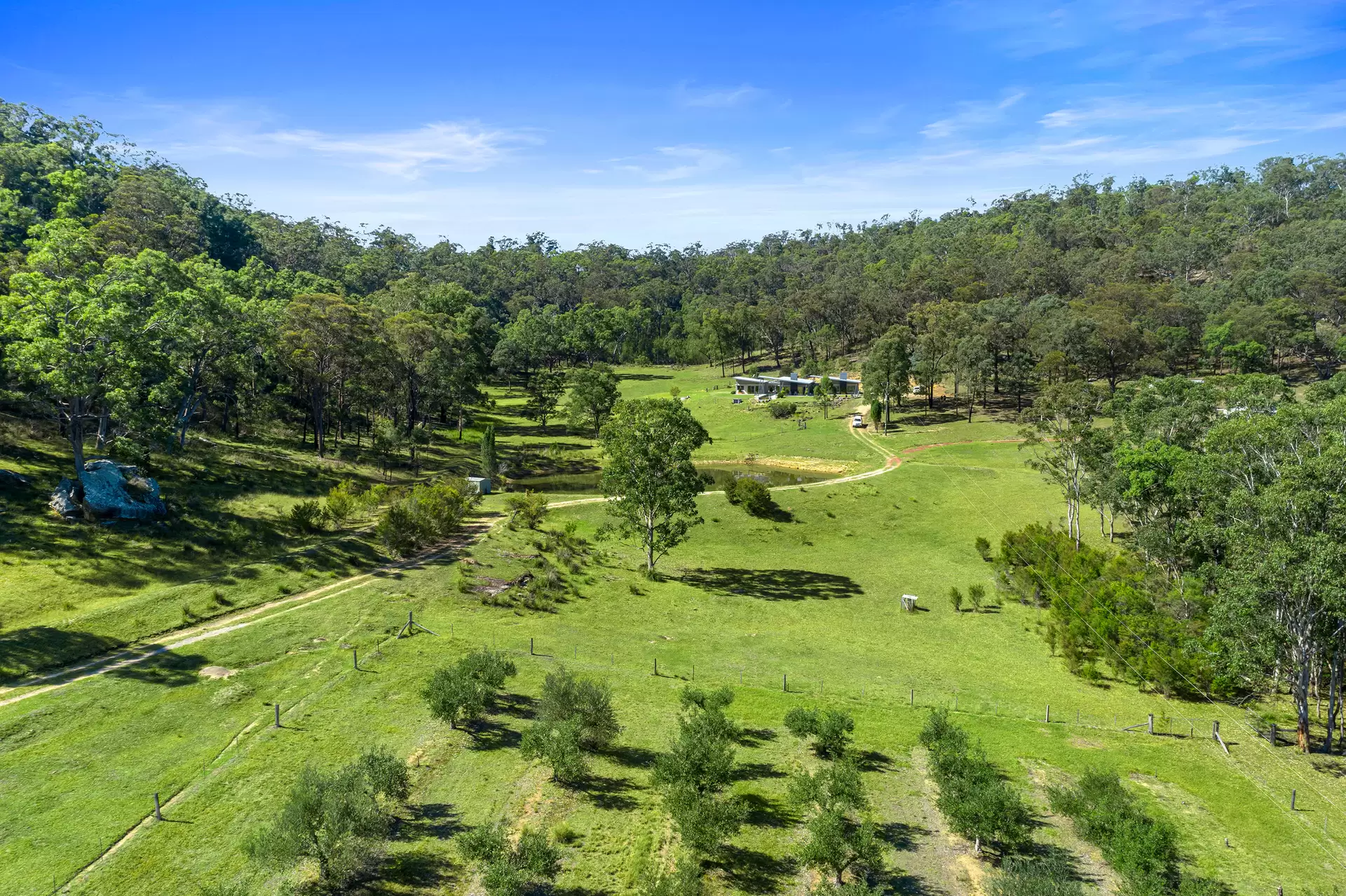 2/6299 Putty Road, Howes Valley Sold by Cutcliffe Properties - image 1