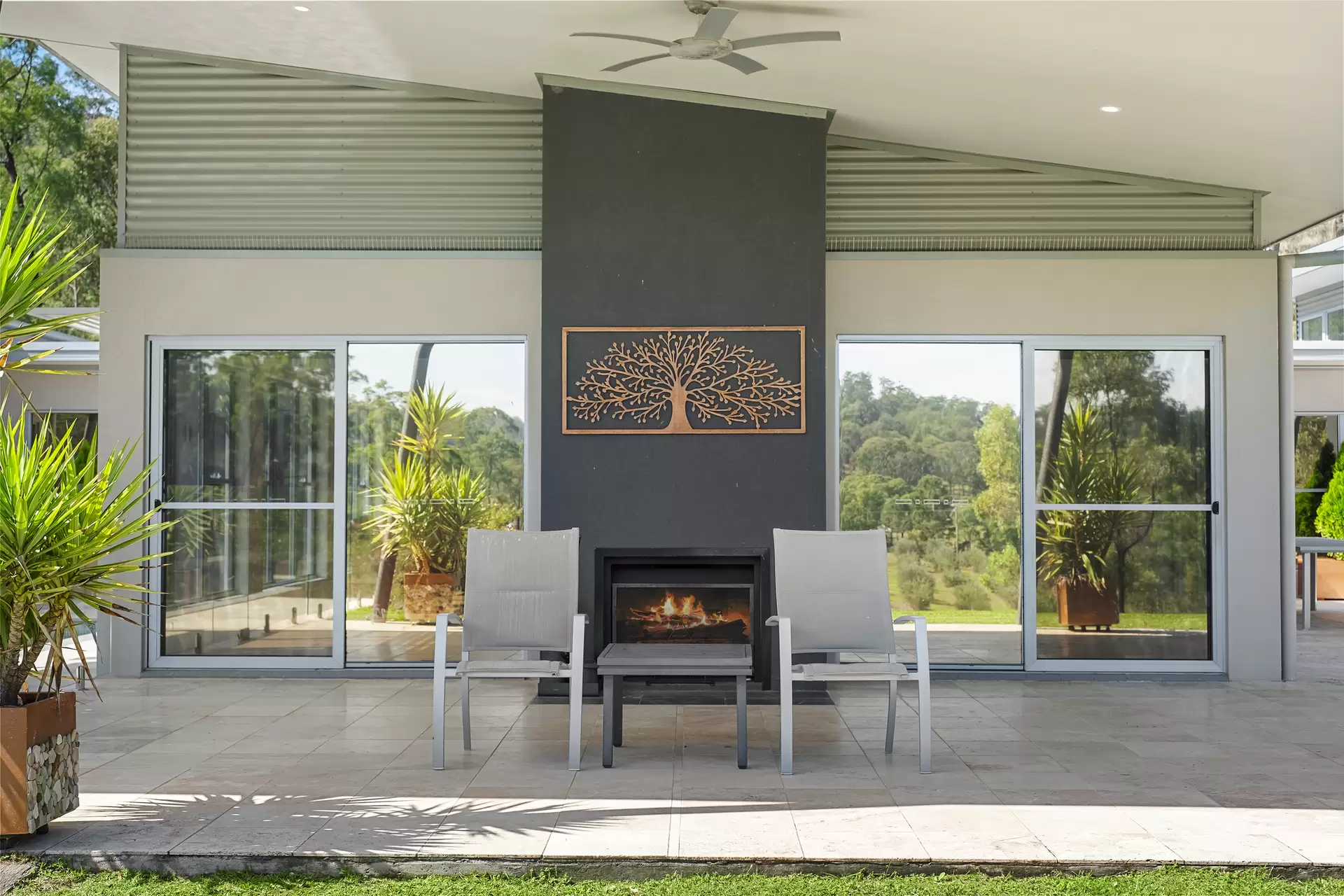 2/6299 Putty Road, Howes Valley Sold by Cutcliffe Properties - image 1