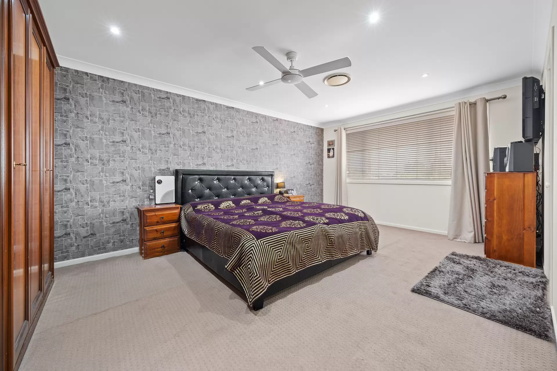 3 Deneden Avenue, Kellyville Ridge Sold by Cutcliffe Properties - image 1