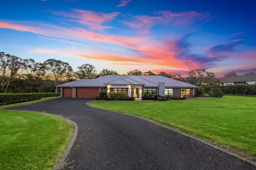 8 Moss Ridge, Sackville North Sold by Cutcliffe Properties